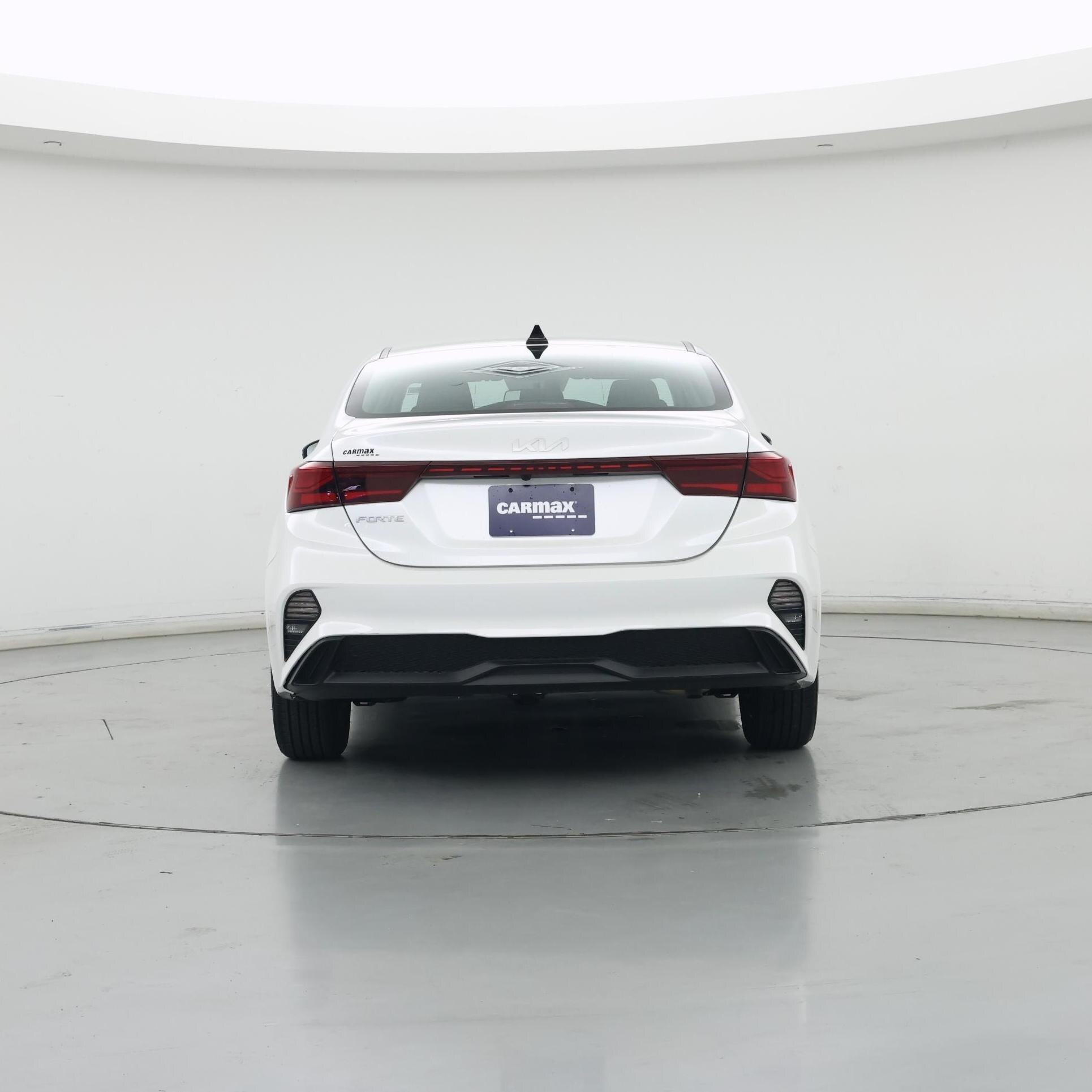 Thumbnail: 2024 Kia Forte - 6