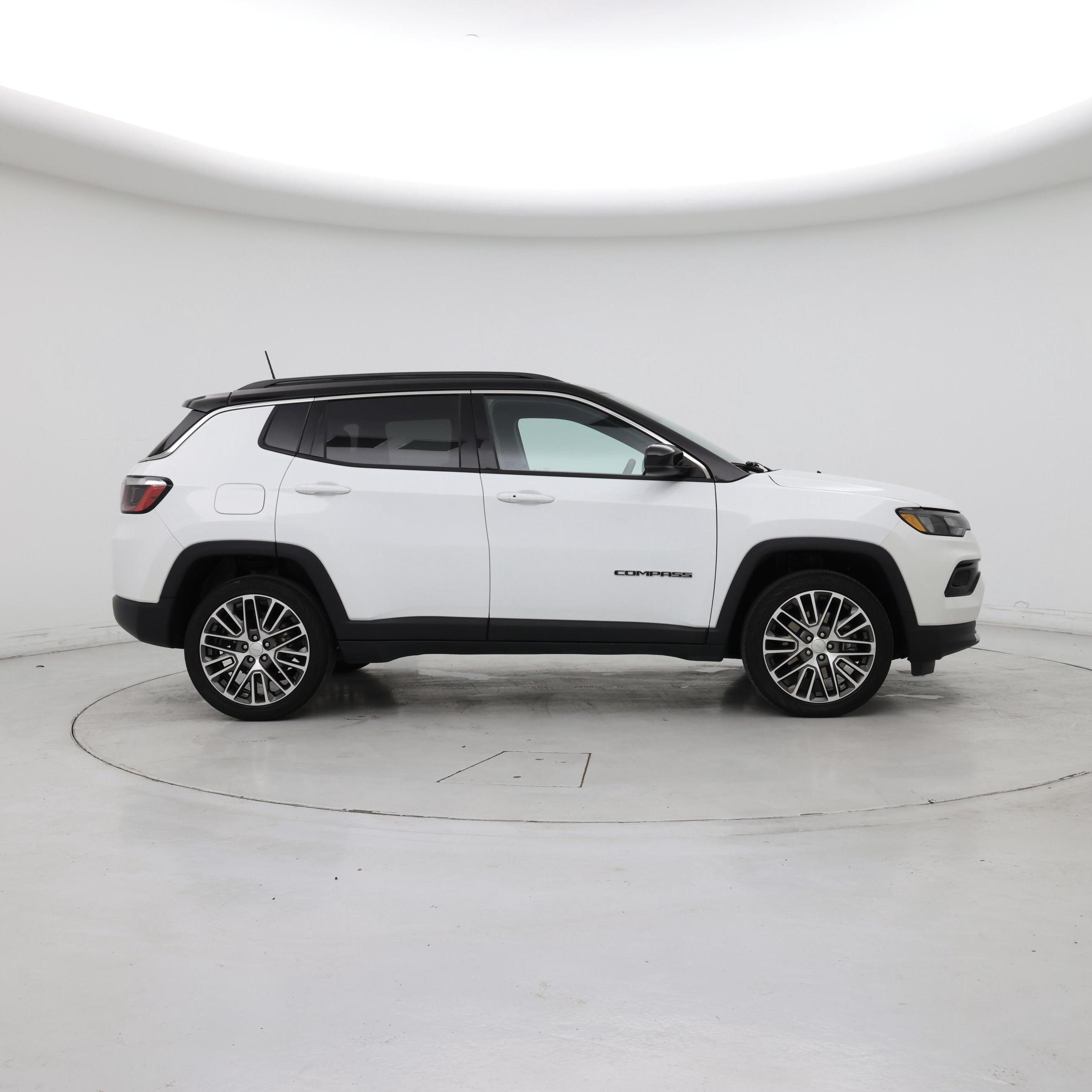 Thumbnail: 2023 Jeep Compass - 7