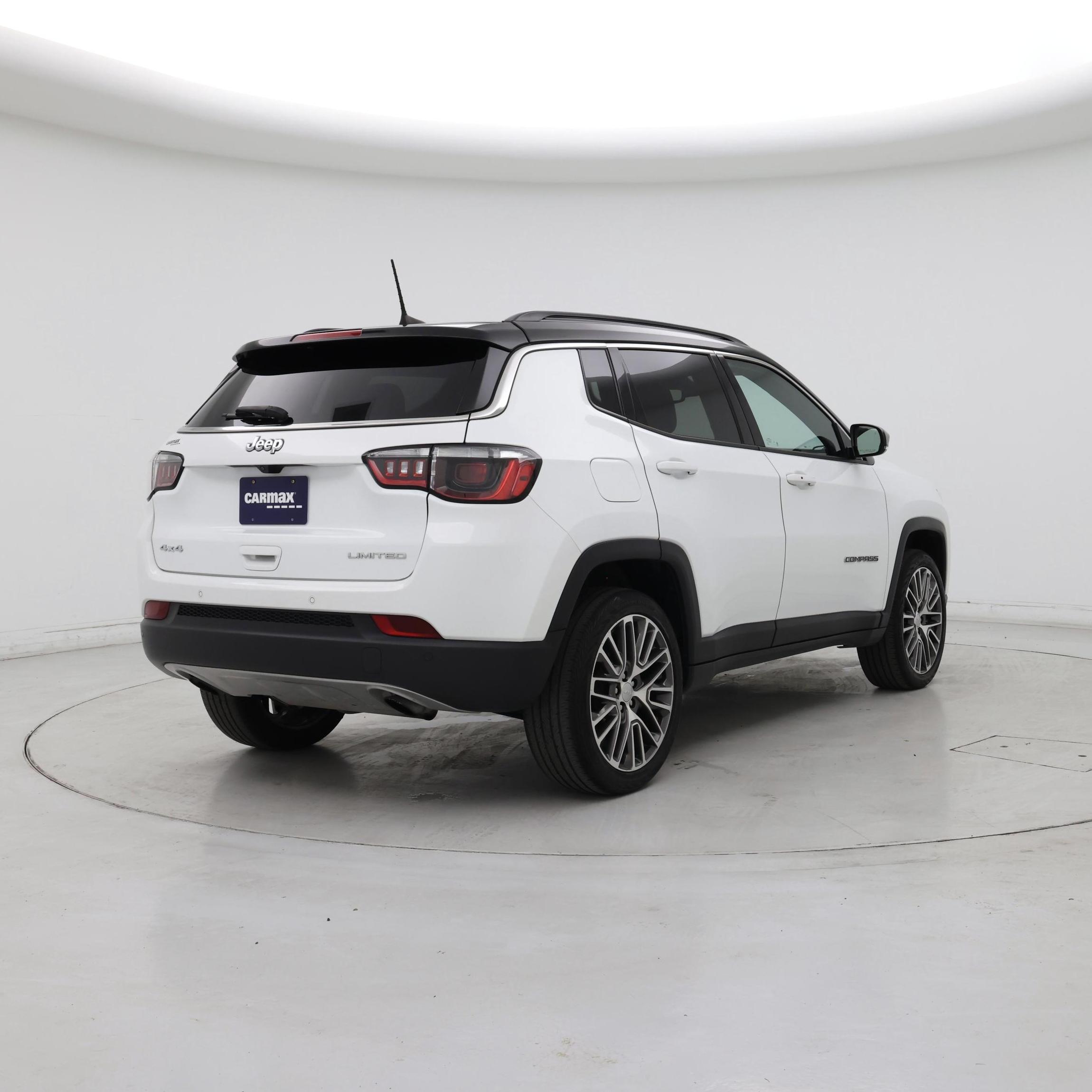 Thumbnail: 2023 Jeep Compass - 8