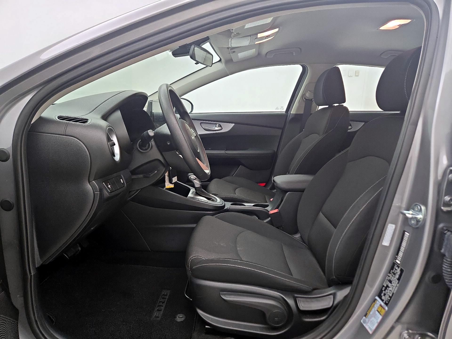 Thumbnail: 2024 Kia Forte - 11