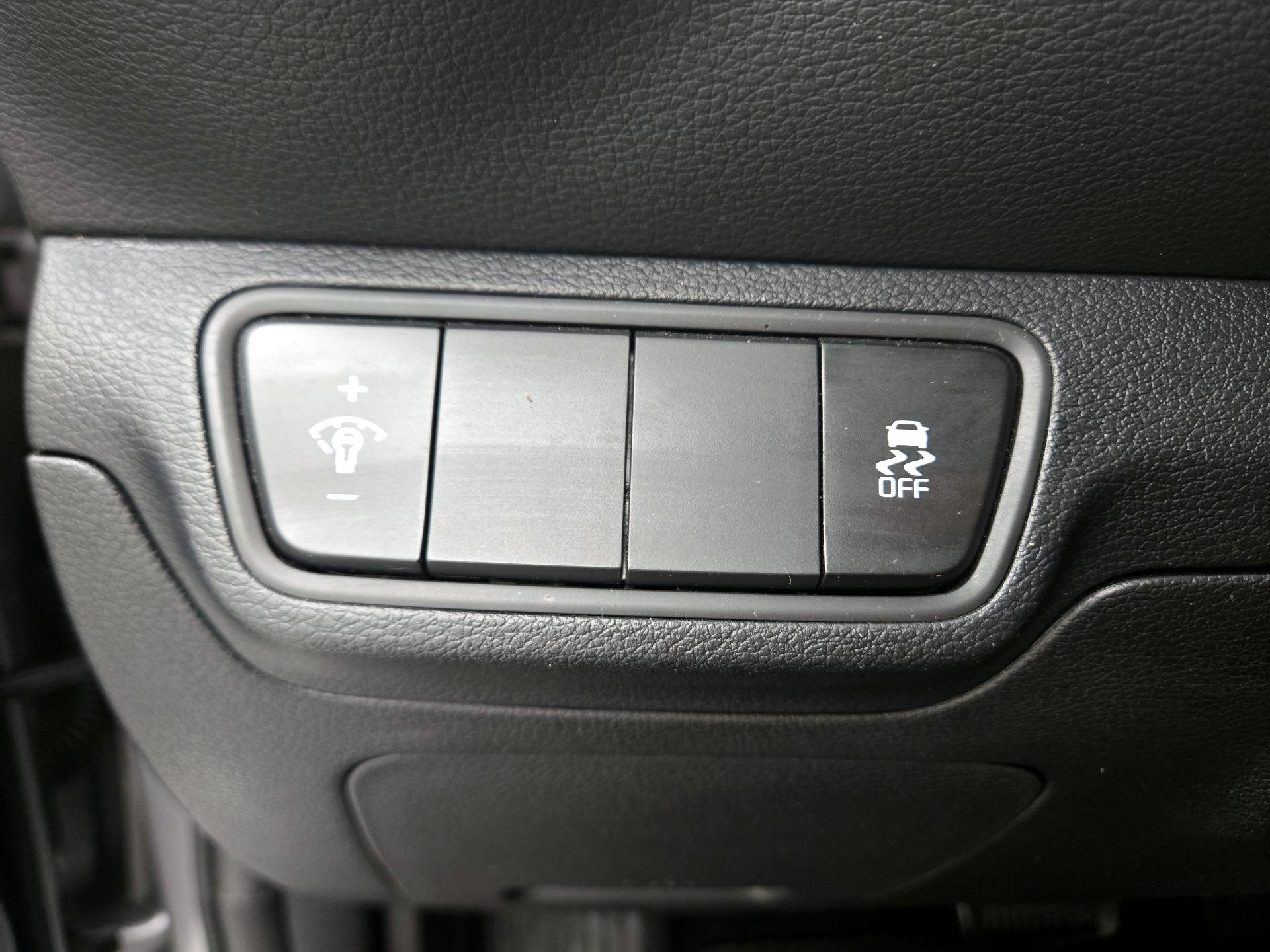 Thumbnail: 2024 Kia Forte - 13