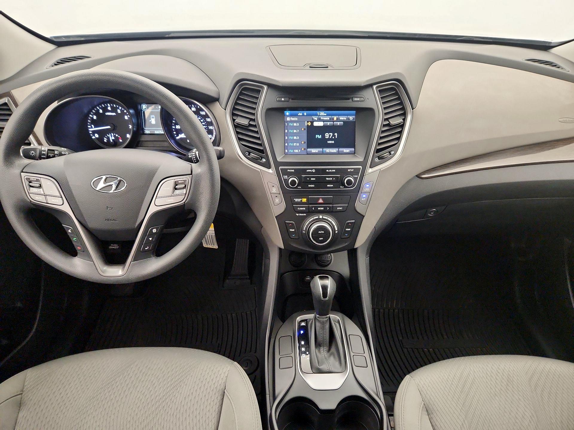 Thumbnail: 2017 Hyundai Santa Fe - 9