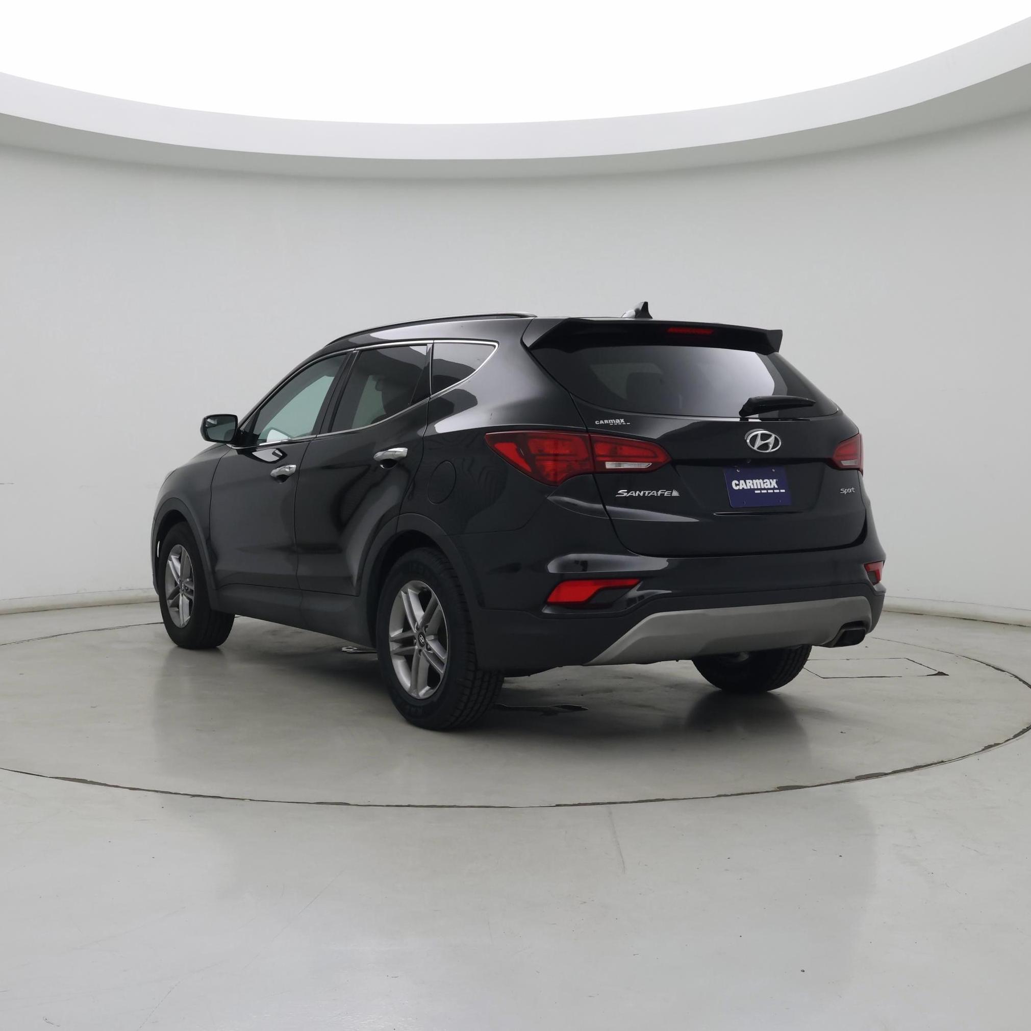 Thumbnail: 2017 Hyundai Santa Fe - 2