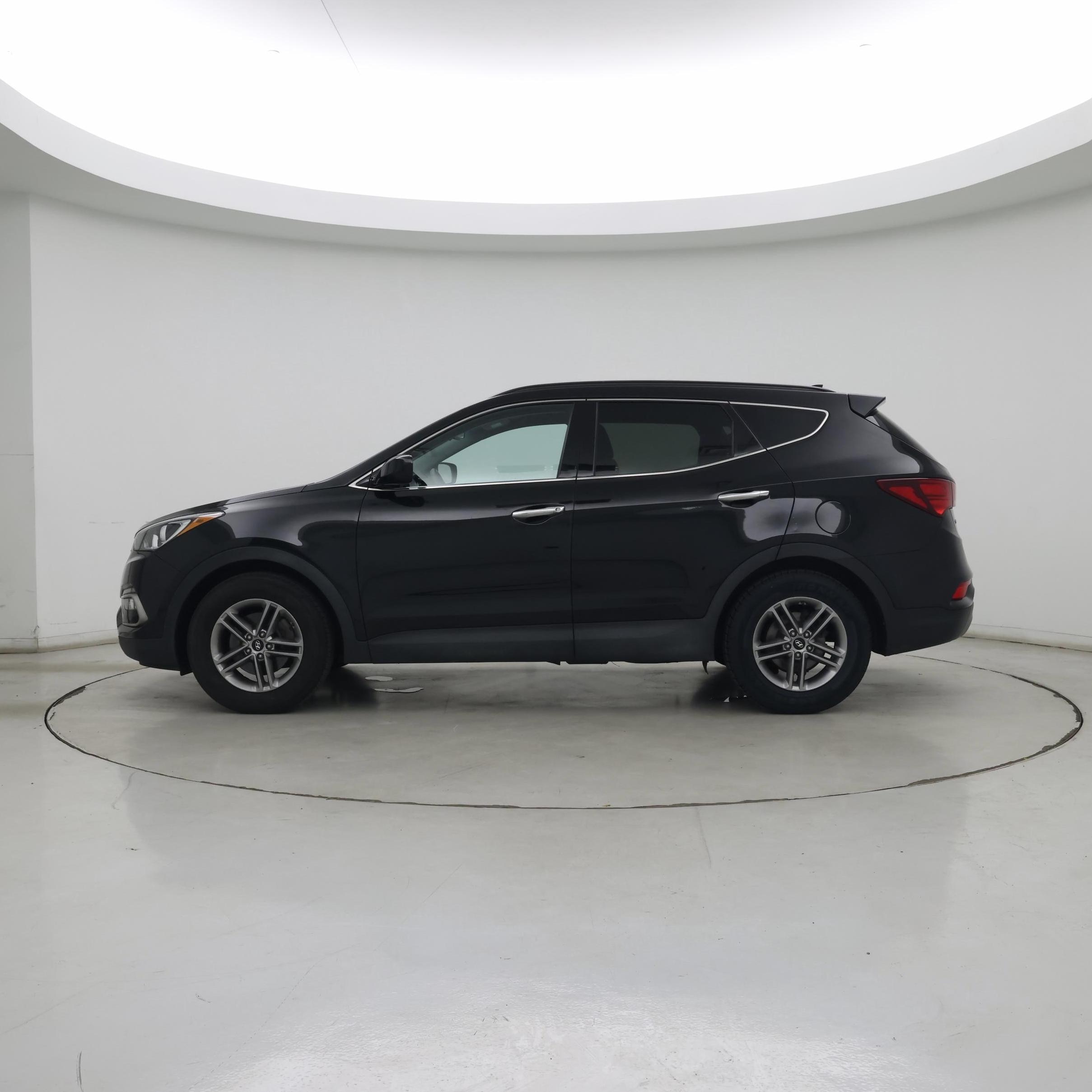 Thumbnail: 2017 Hyundai Santa Fe - 3