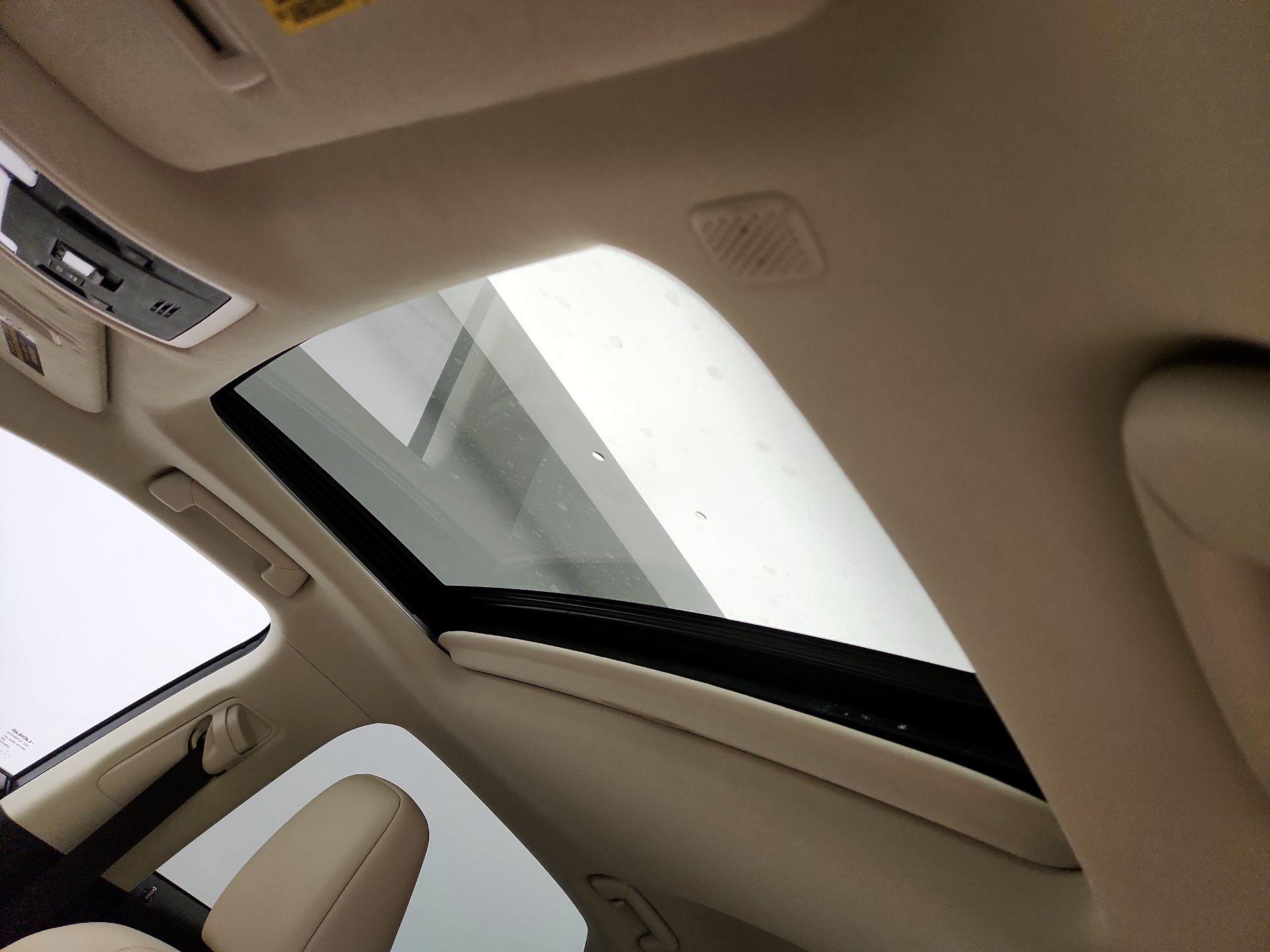 Thumbnail: 2020 Lexus RX - 19
