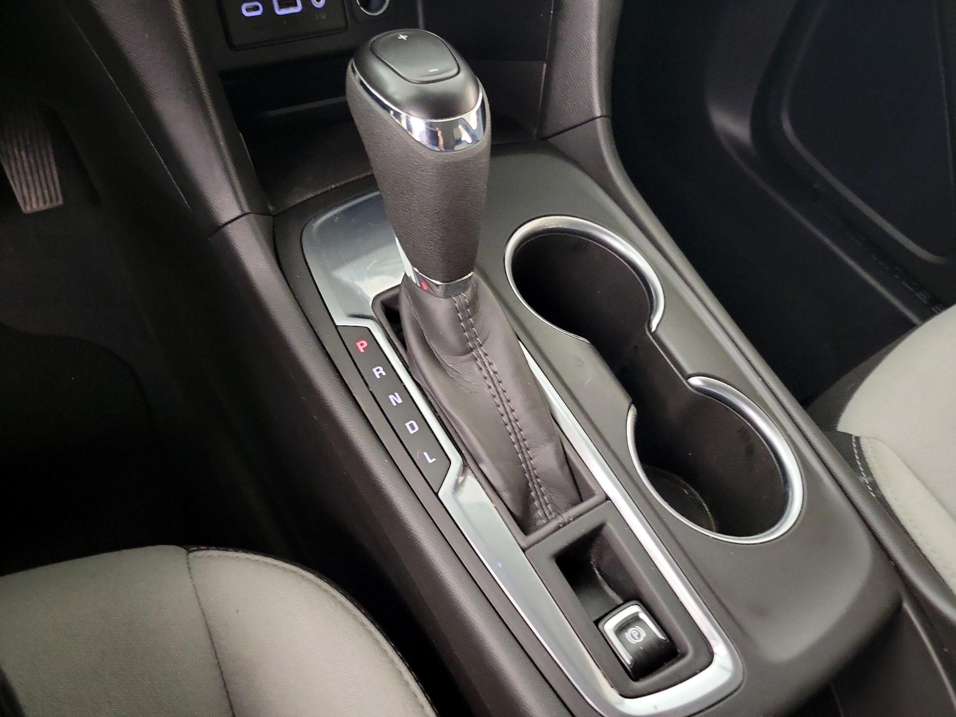Thumbnail: 2021 Chevrolet Equinox - 18