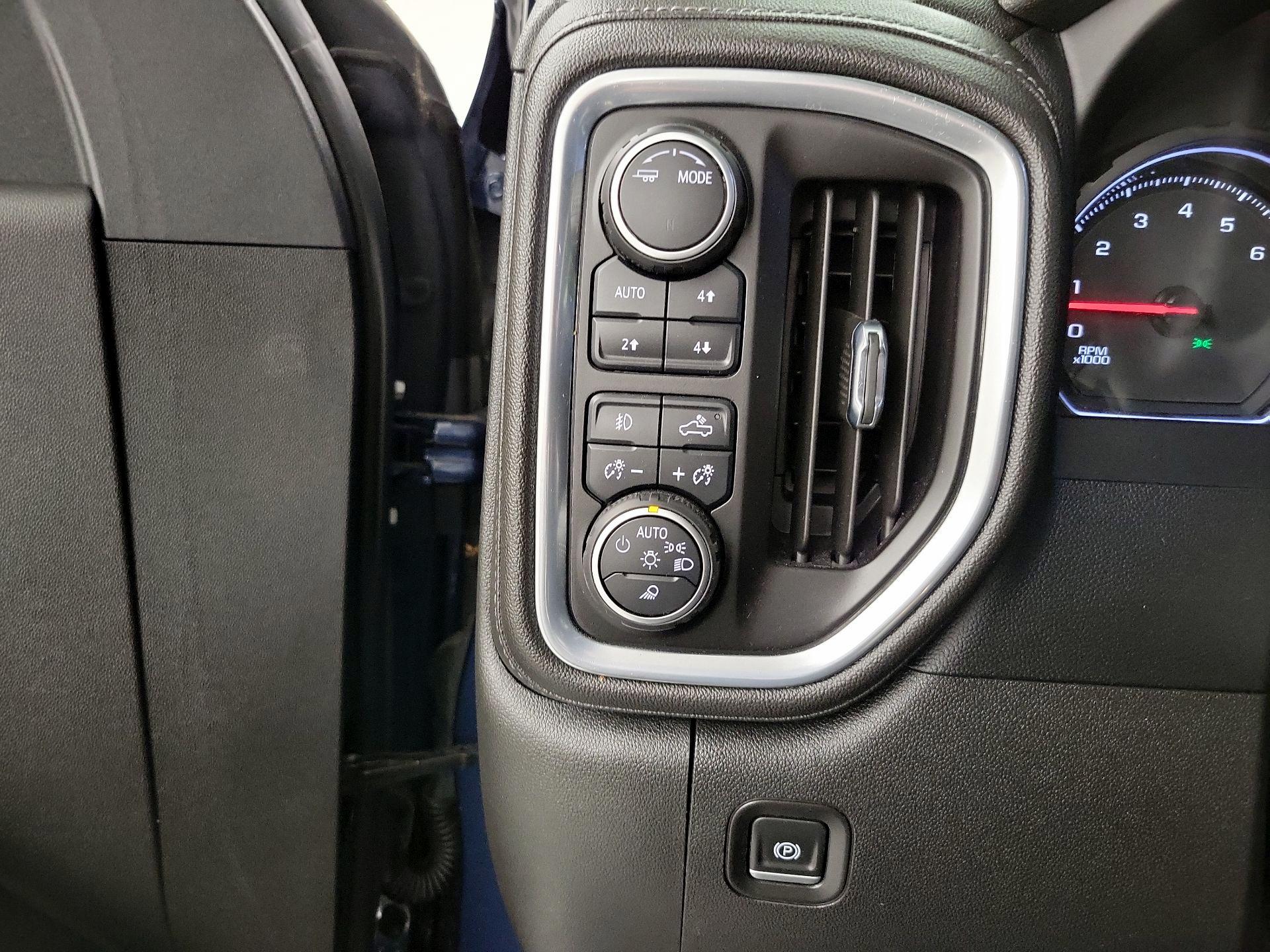 Thumbnail: 2022 Chevrolet Silverado 1500 - 13