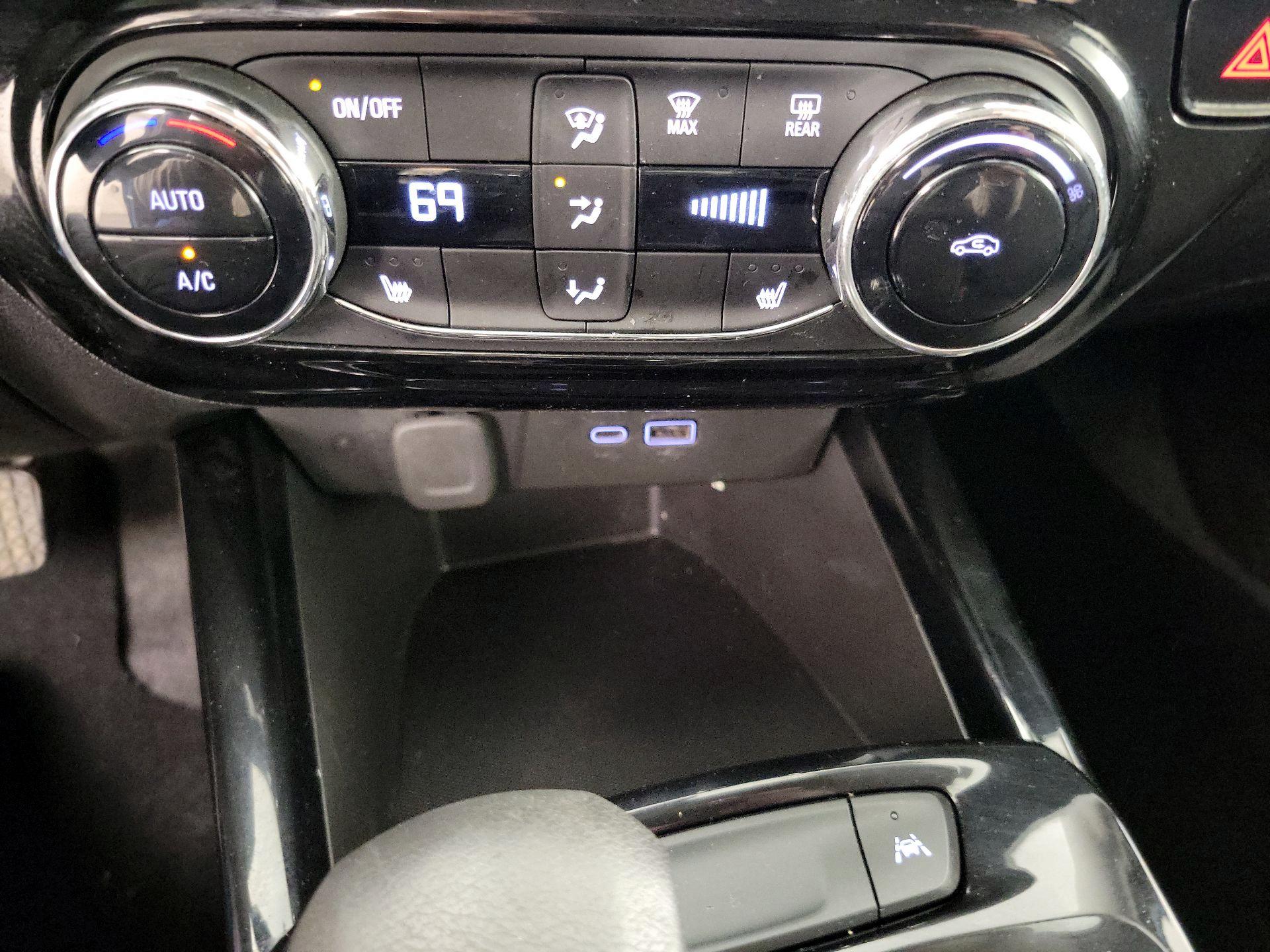 Thumbnail: 2025 Chevrolet Trax - 16