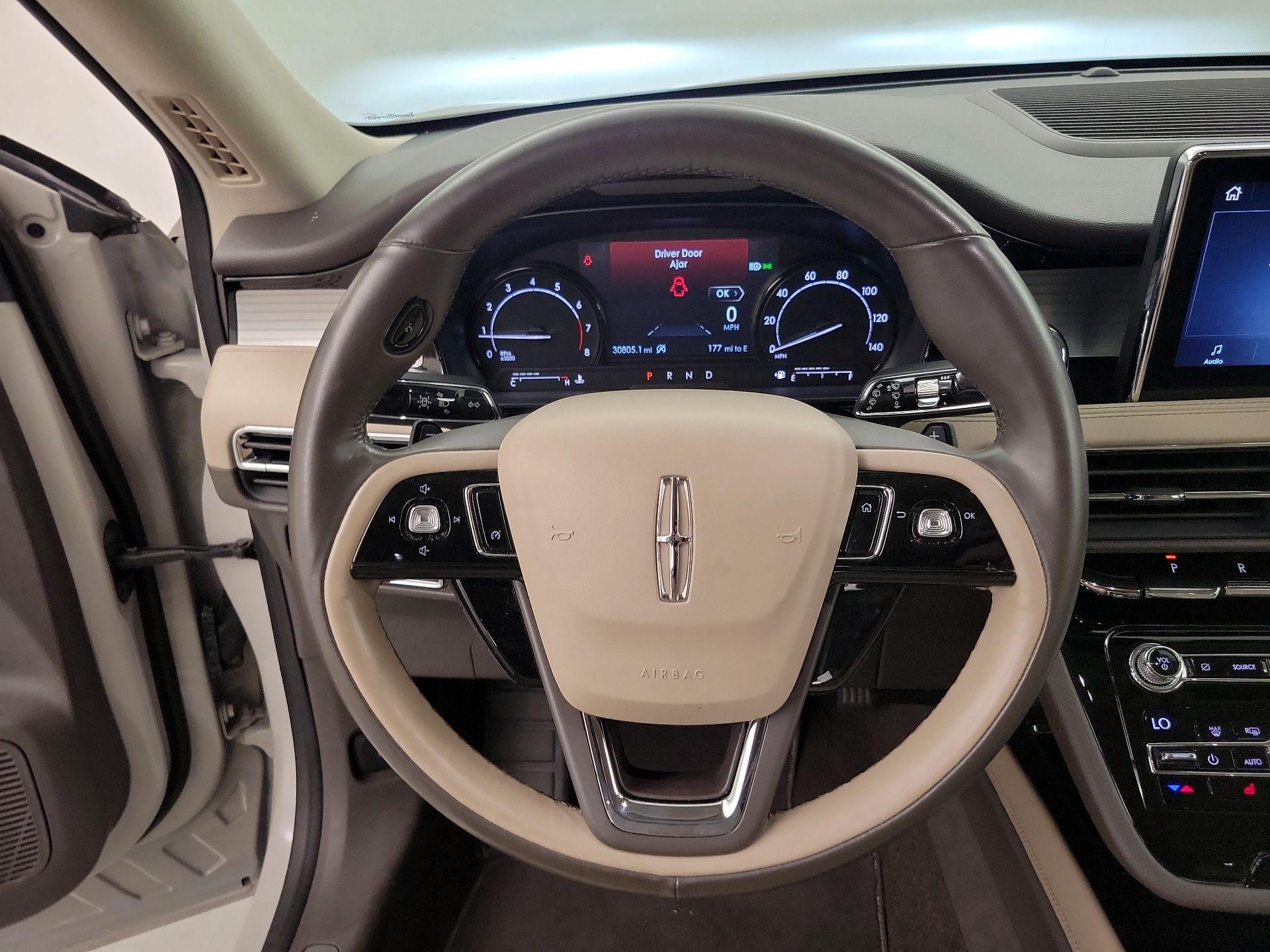 Thumbnail: 2020 Lincoln Corsair - 10