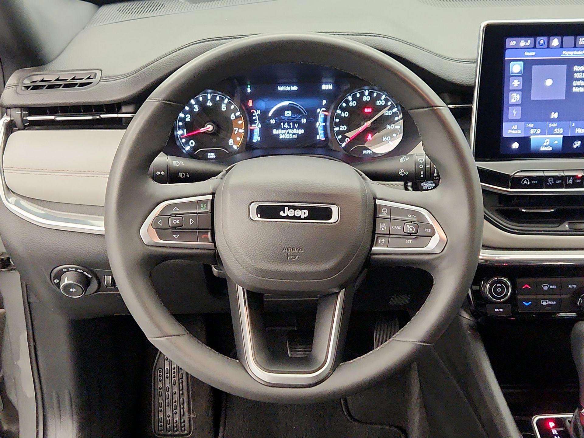 Thumbnail: 2023 Jeep Compass - 10
