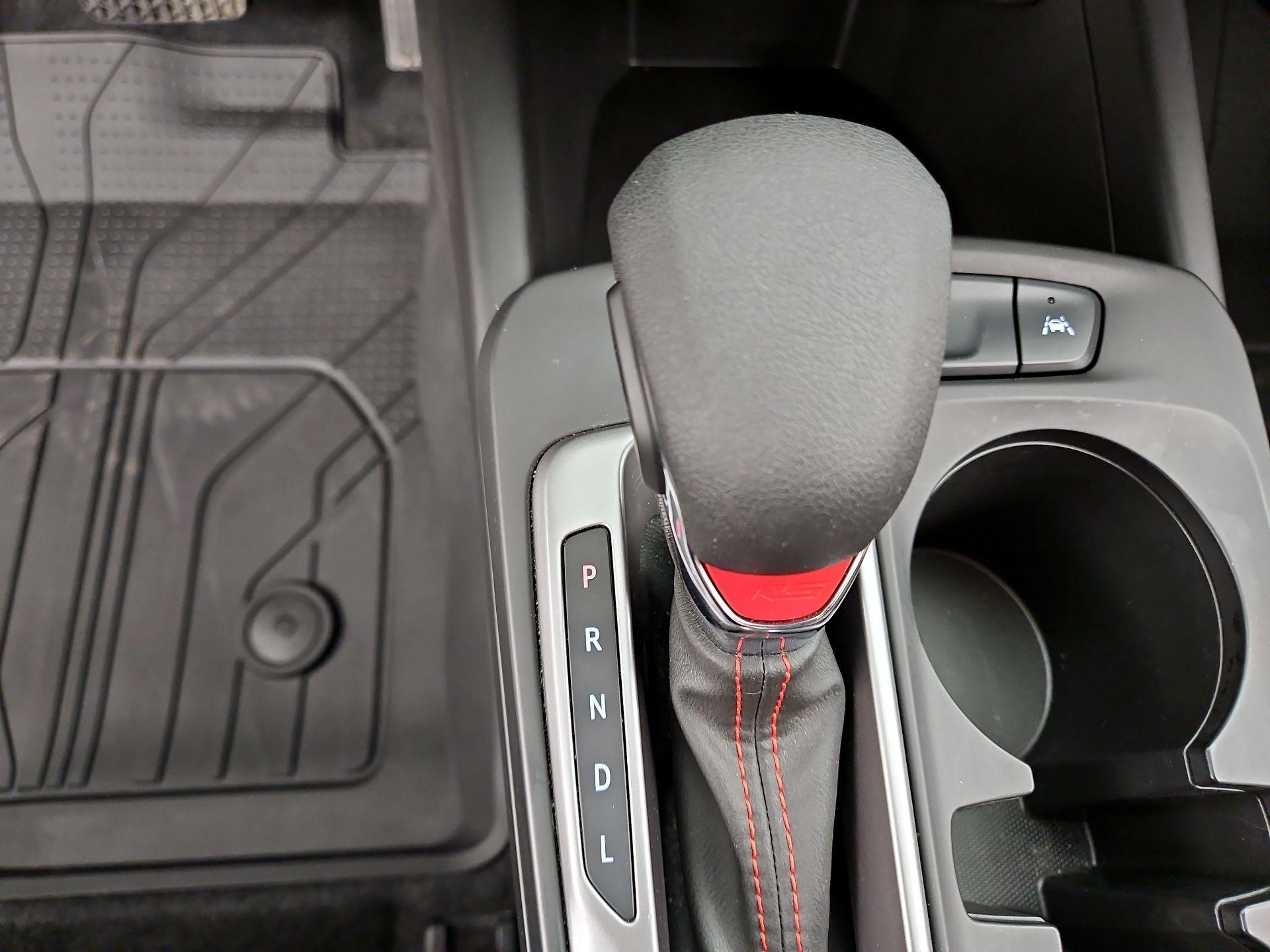 Thumbnail: 2024 Chevrolet Trax - 17