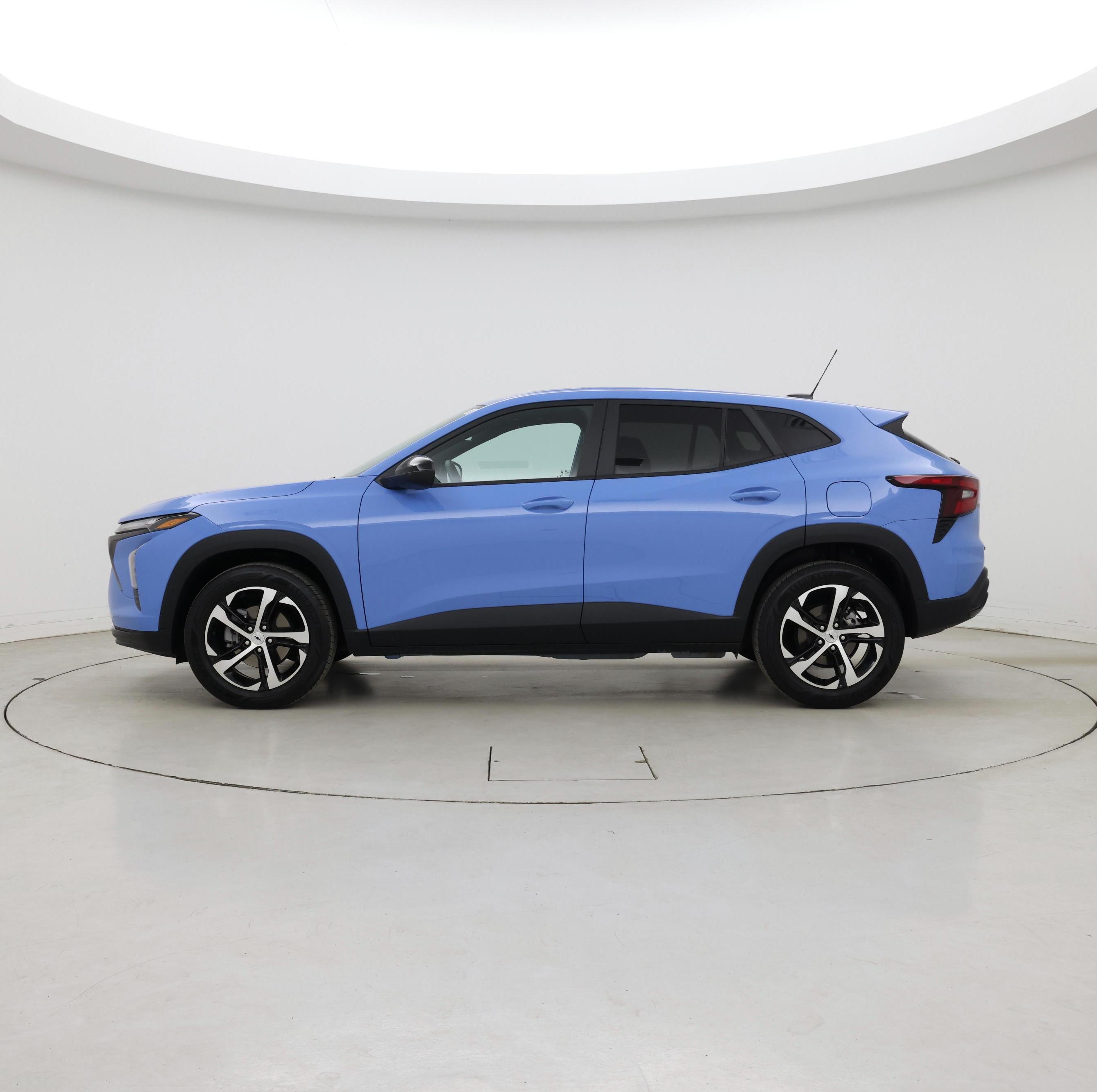 Thumbnail: 2024 Chevrolet Trax - 3