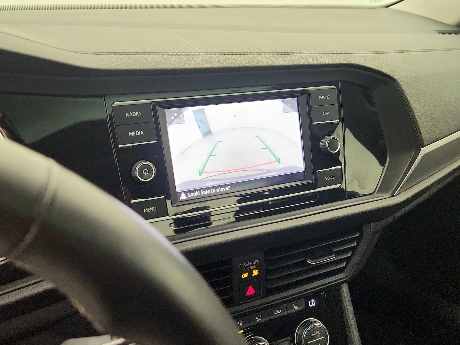 2021 Volkswagen Jetta SE - Photo 15