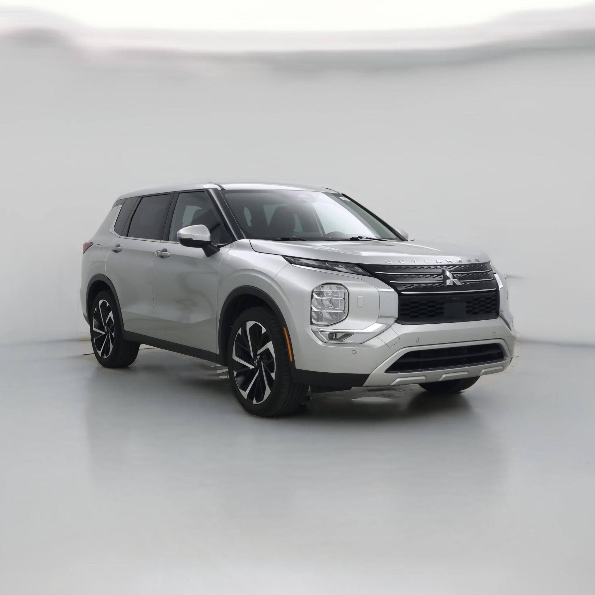 Thumbnail: 2022 Mitsubishi Outlander - 1