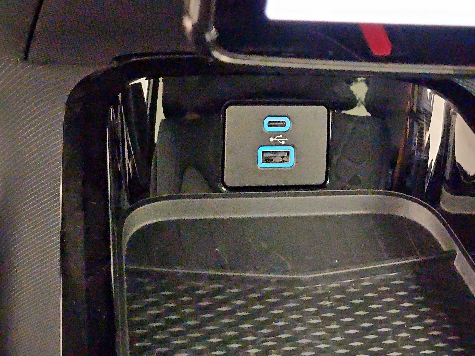 2023 Ford Mustang Mach-E Select AWD - Photo 20