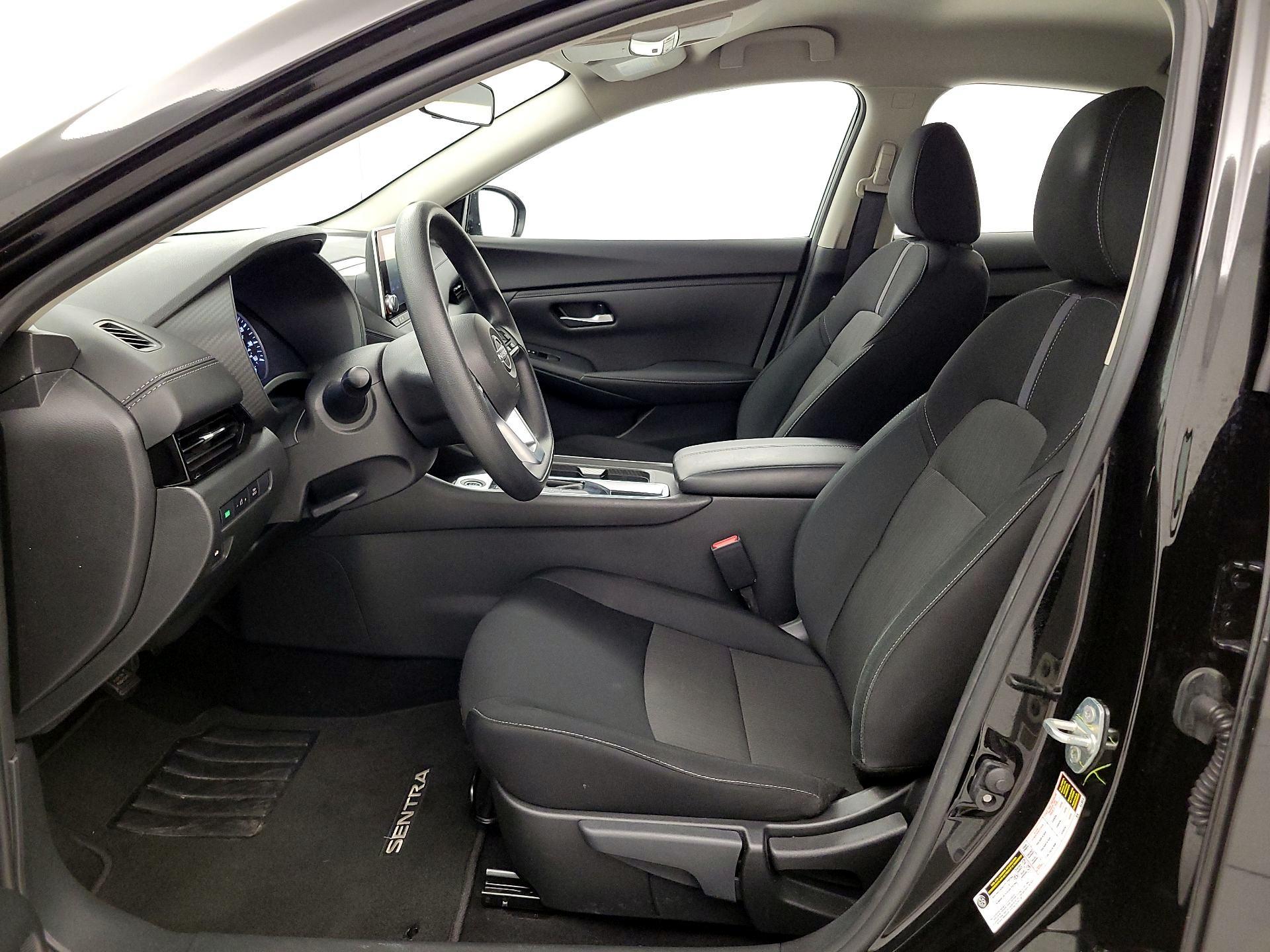 Thumbnail: 2025 Nissan Sentra - 11