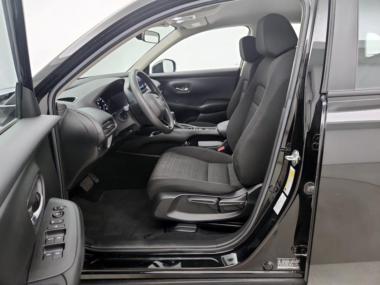 2024 Honda HR-V LX - Photo 12