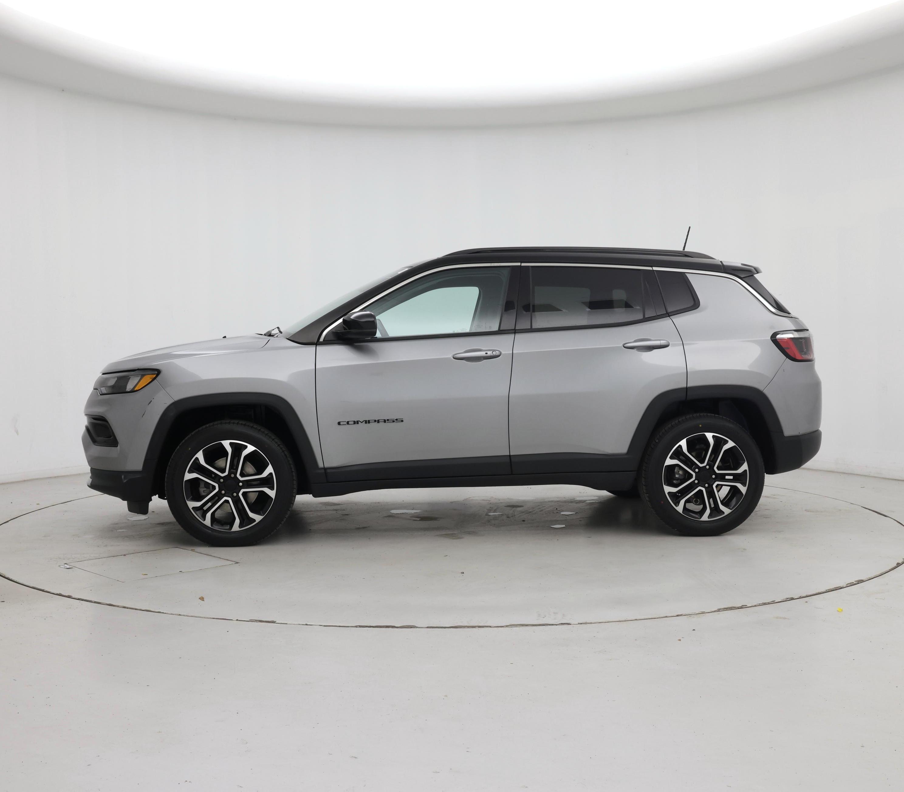 Thumbnail: 2022 Jeep Compass - 3