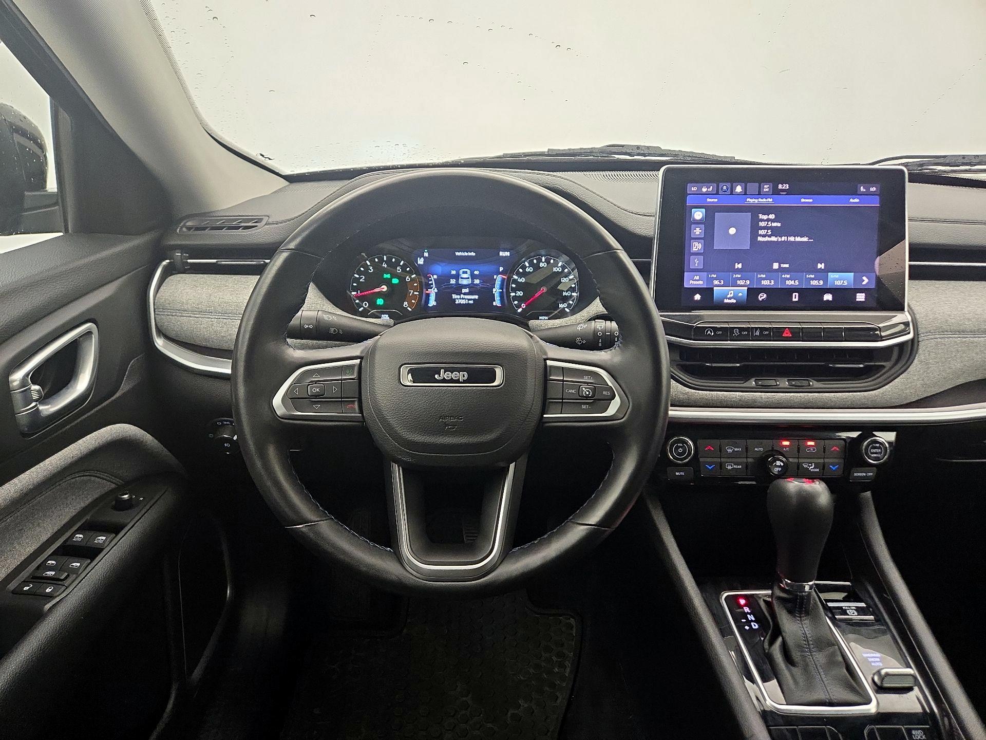 Thumbnail: 2022 Jeep Compass - 10
