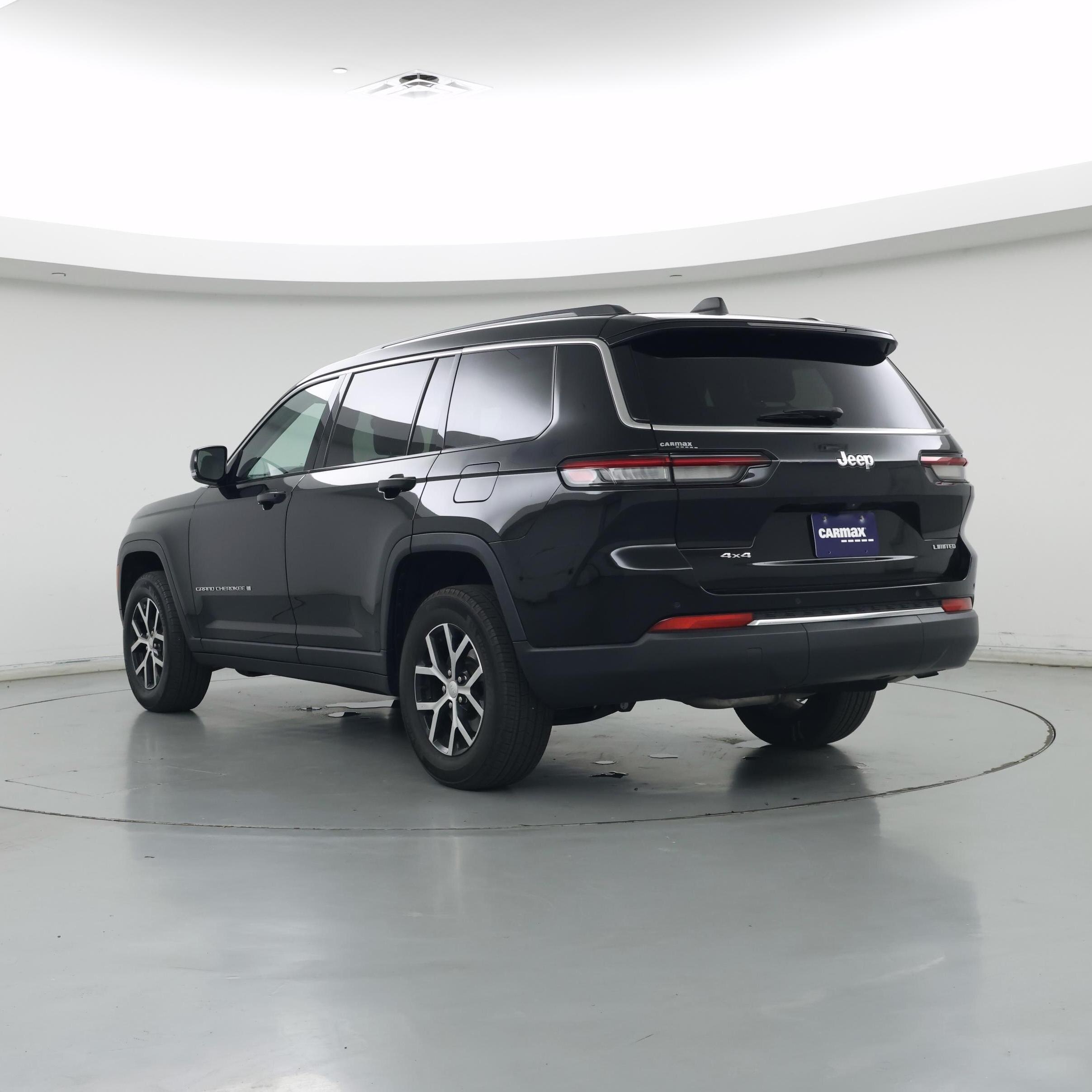 Thumbnail: 2023 Jeep Grand Cherokee L - 2