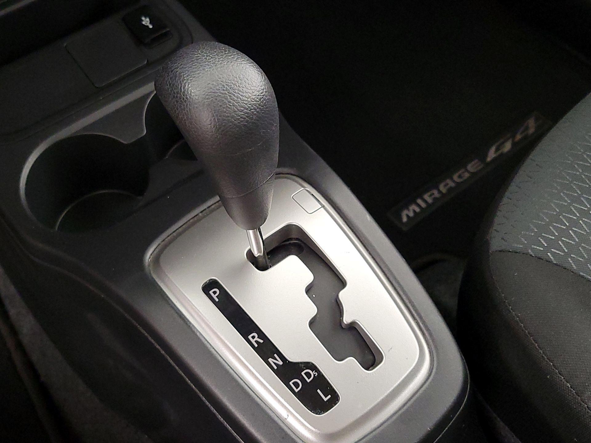 Thumbnail: 2023 Mitsubishi Mirage G4 - 17