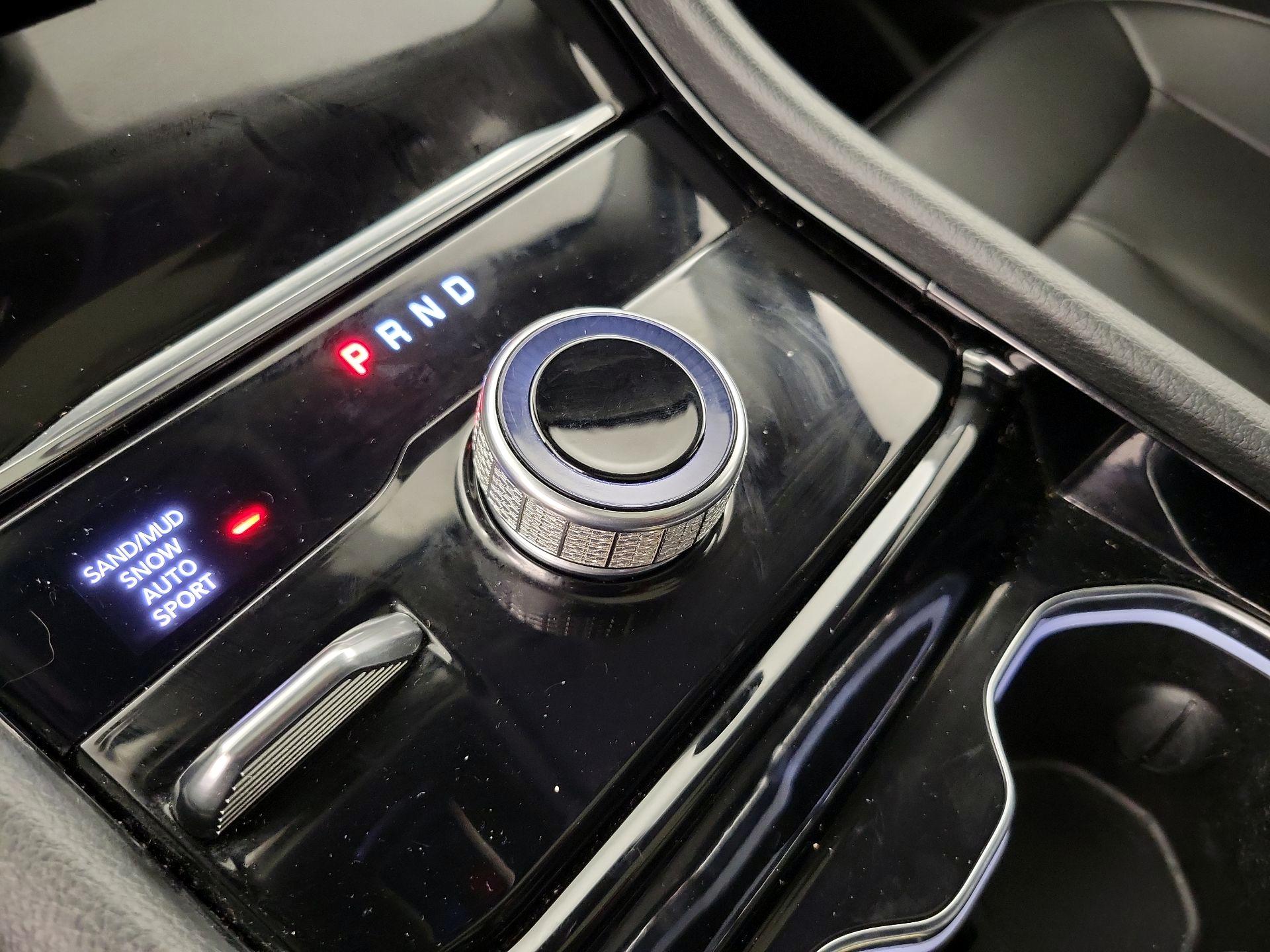 Thumbnail: 2023 Jeep Grand Cherokee - 18