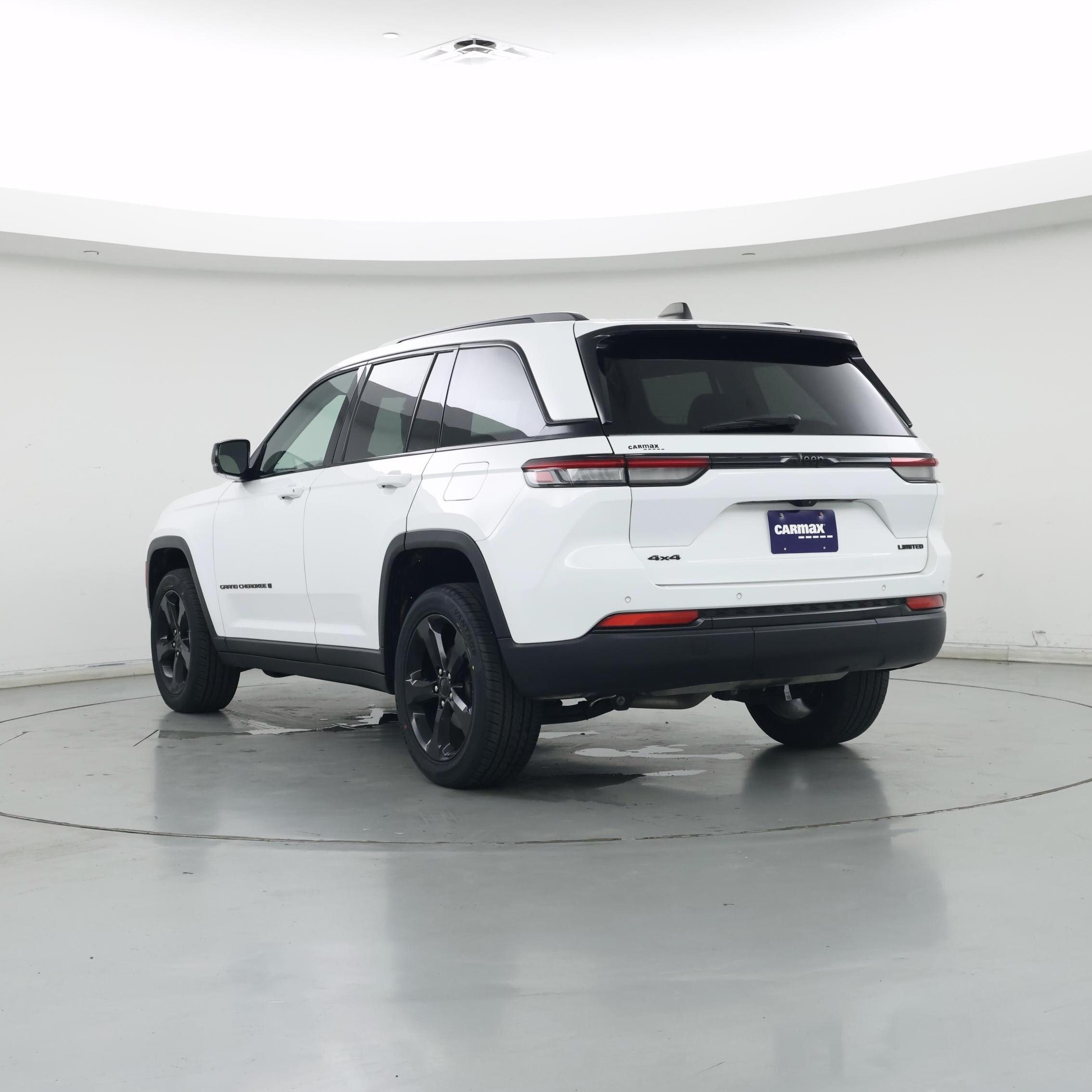 Thumbnail: 2023 Jeep Grand Cherokee - 2