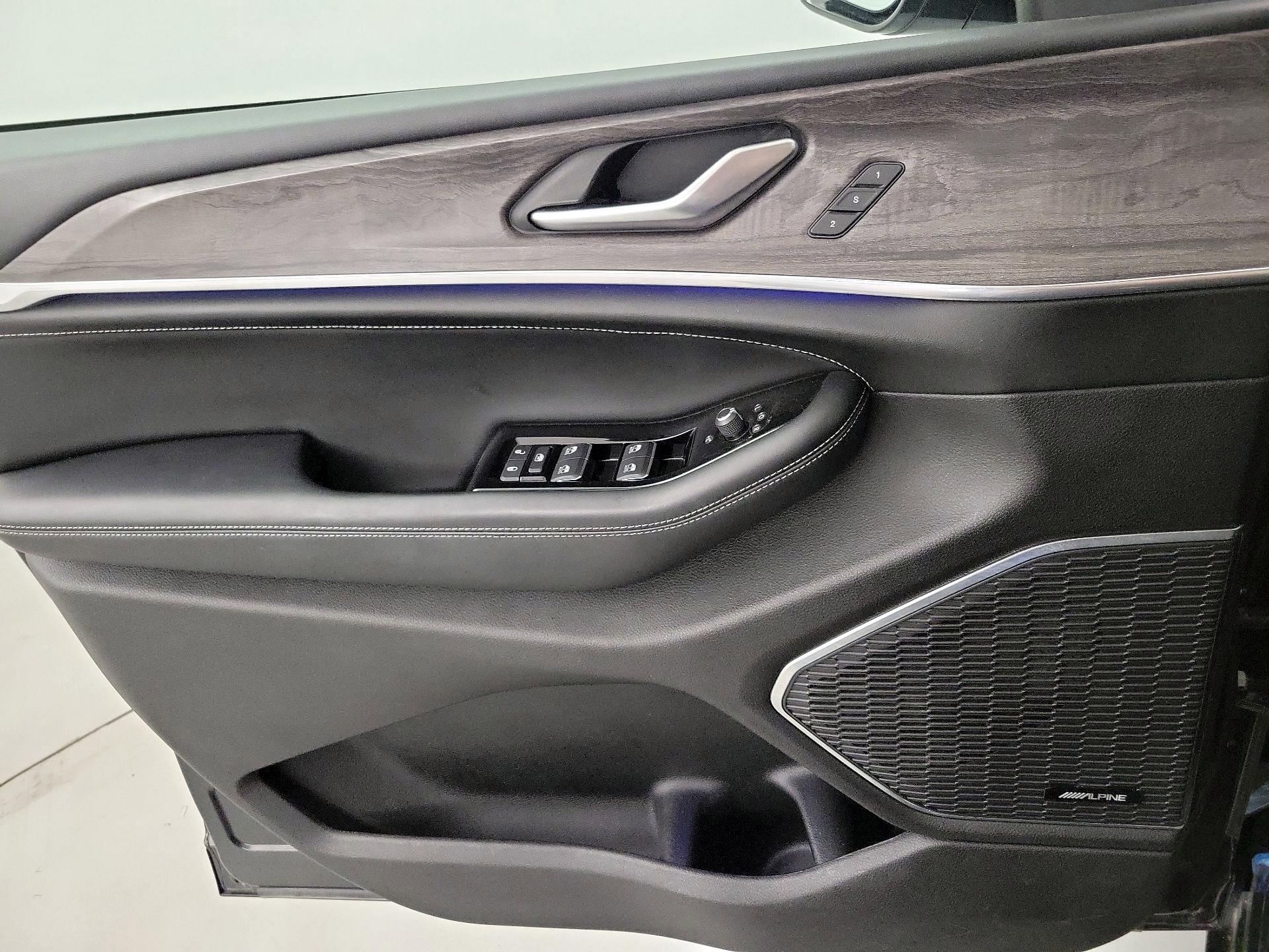 Thumbnail: 2023 Jeep Grand Cherokee L - 10