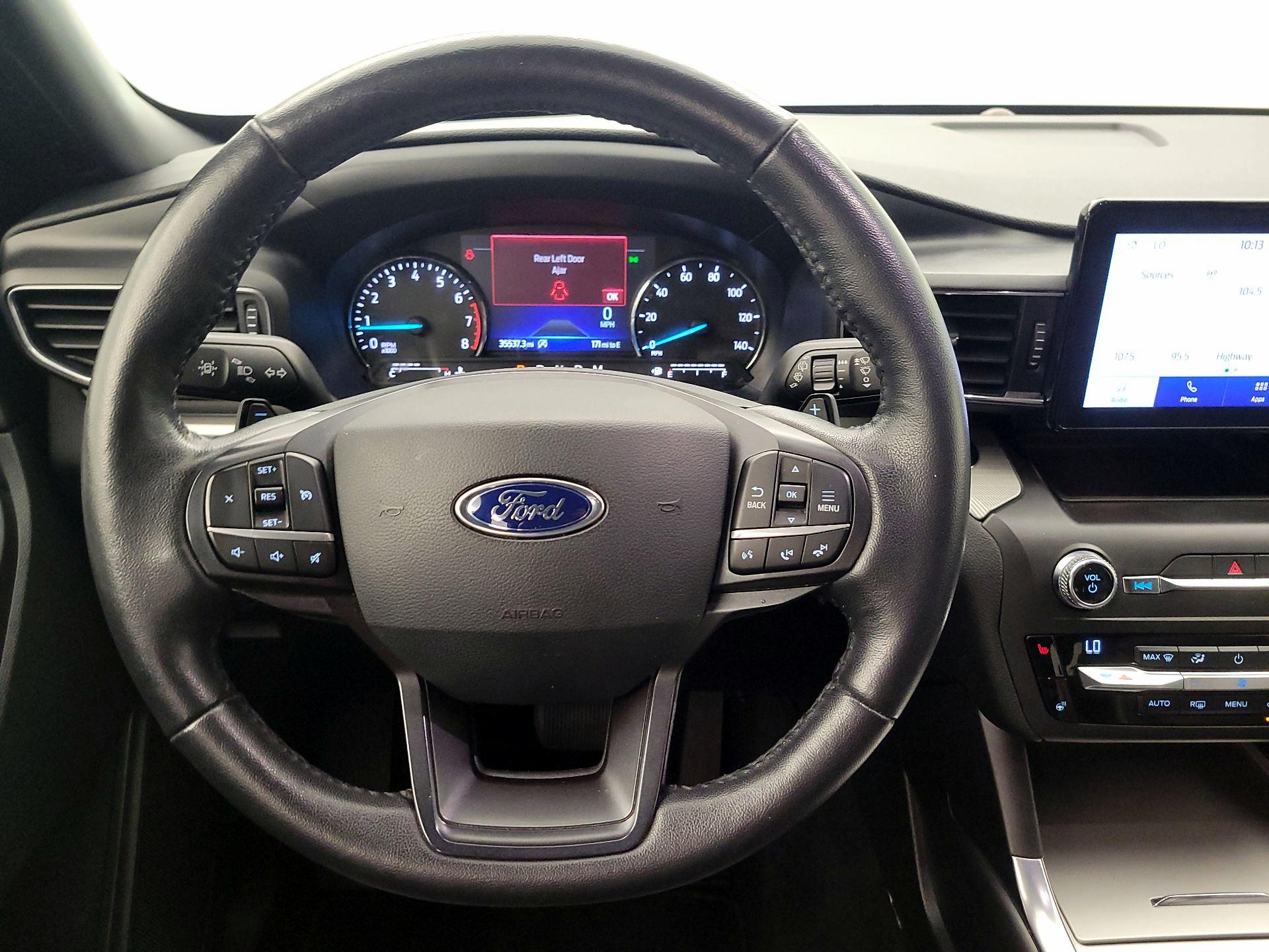 Thumbnail: 2020 Ford Explorer - 10