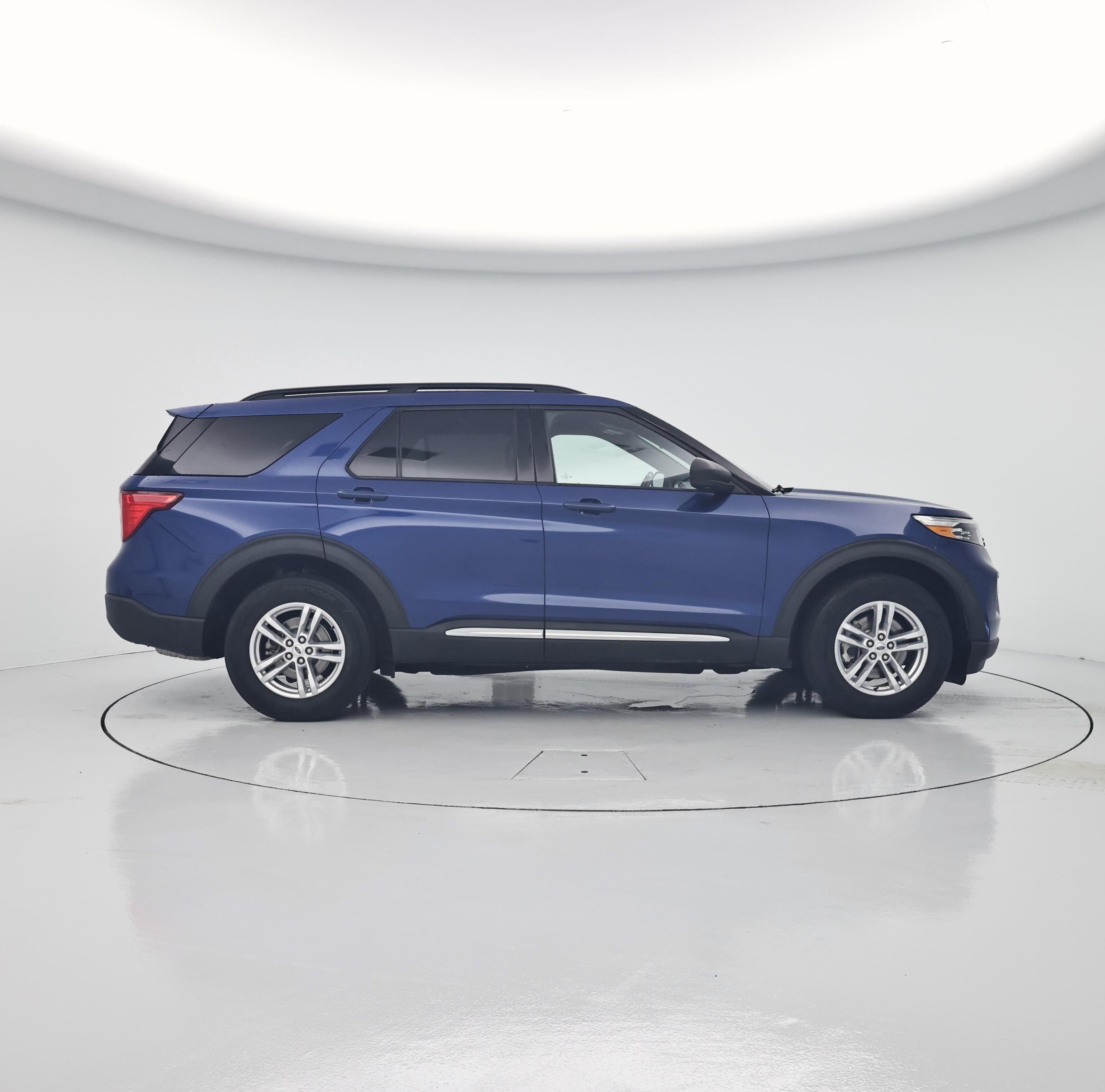 Thumbnail: 2020 Ford Explorer - 7