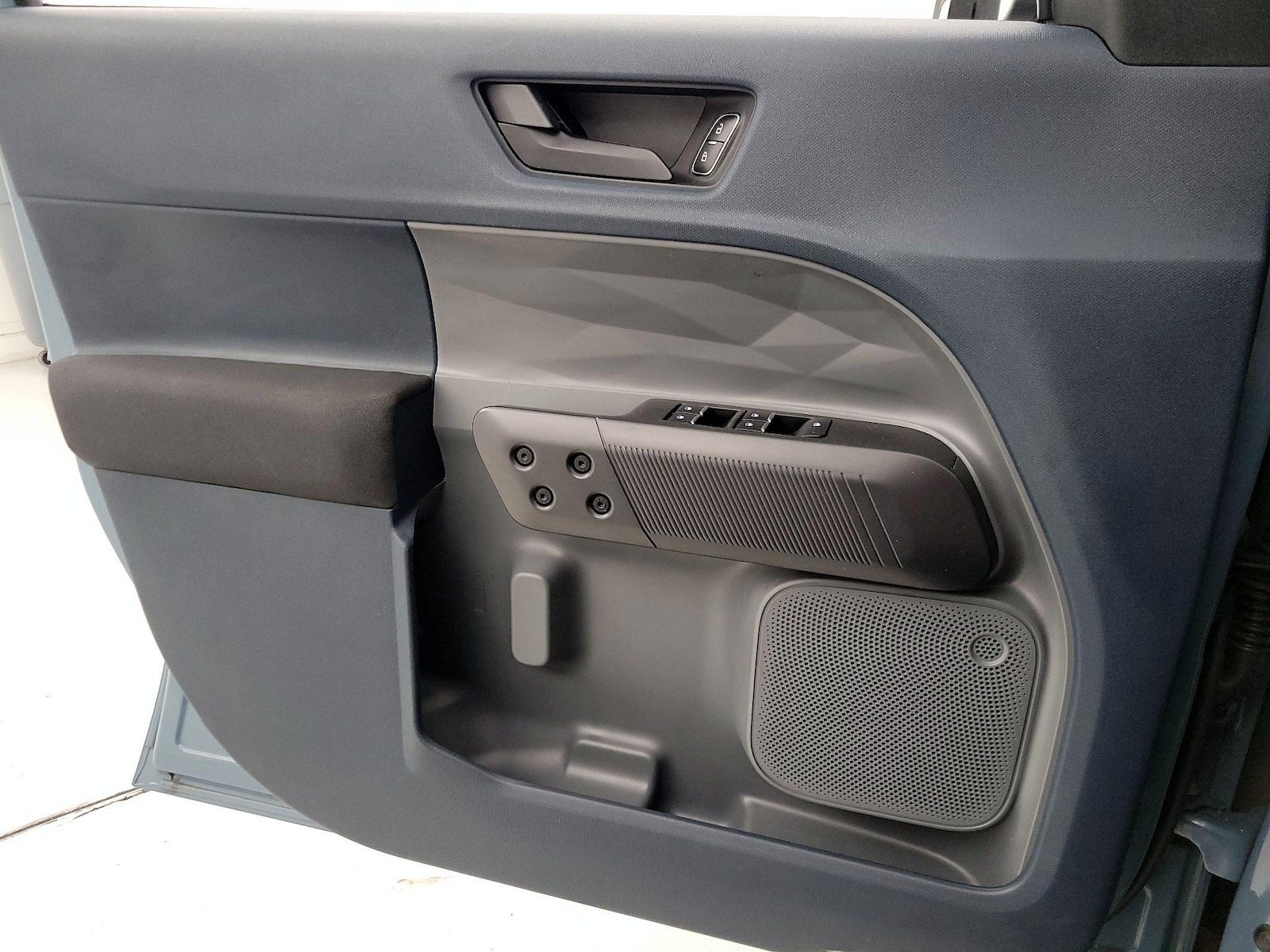 2022 Ford Maverick XL - Photo 13