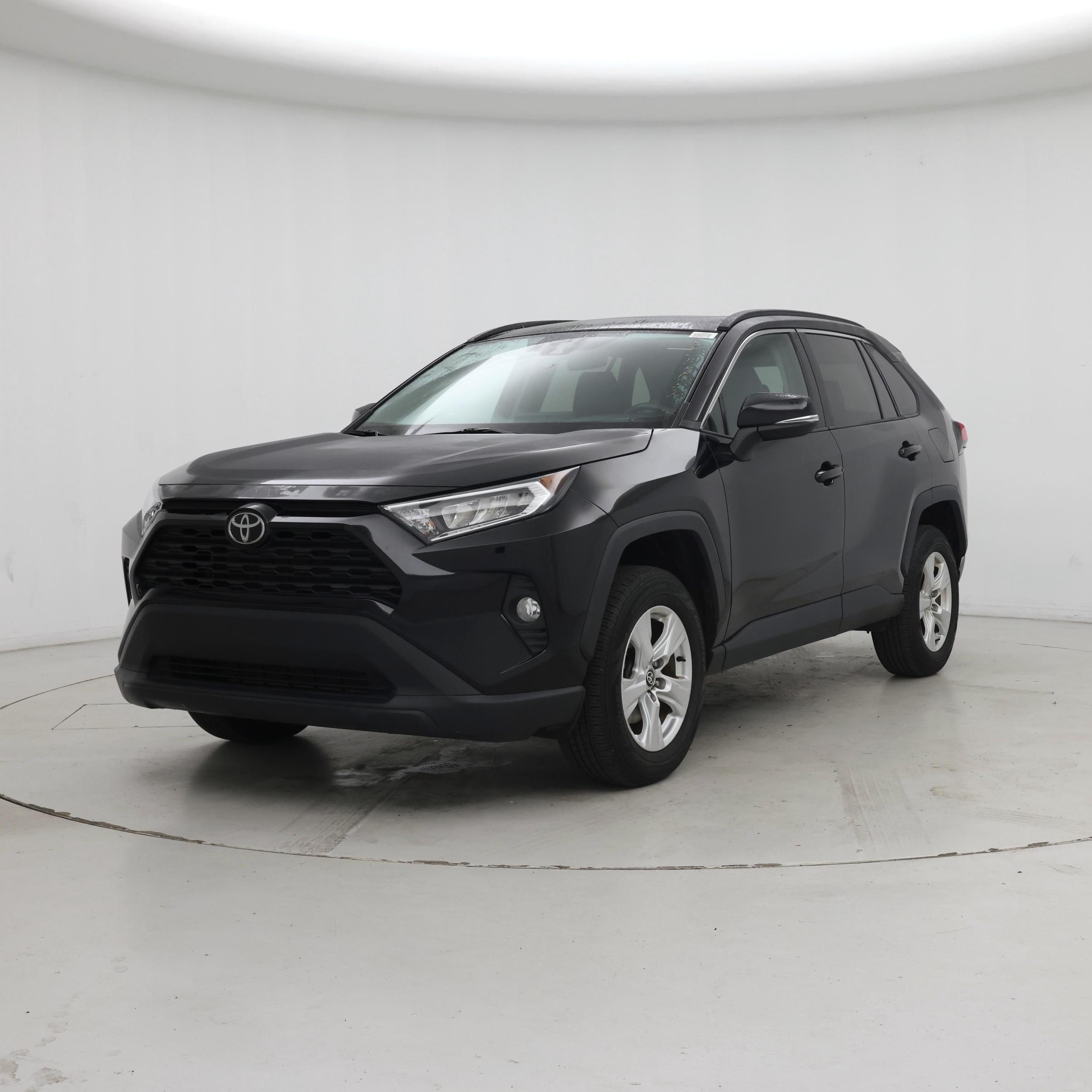 Thumbnail: 2021 Toyota RAV4 - 4