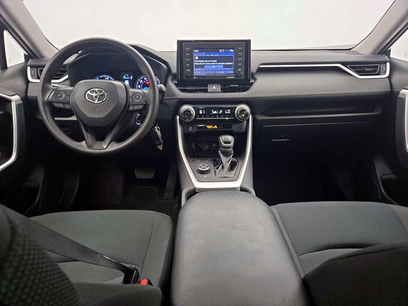 2022 Toyota RAV4 LE - Photo 10
