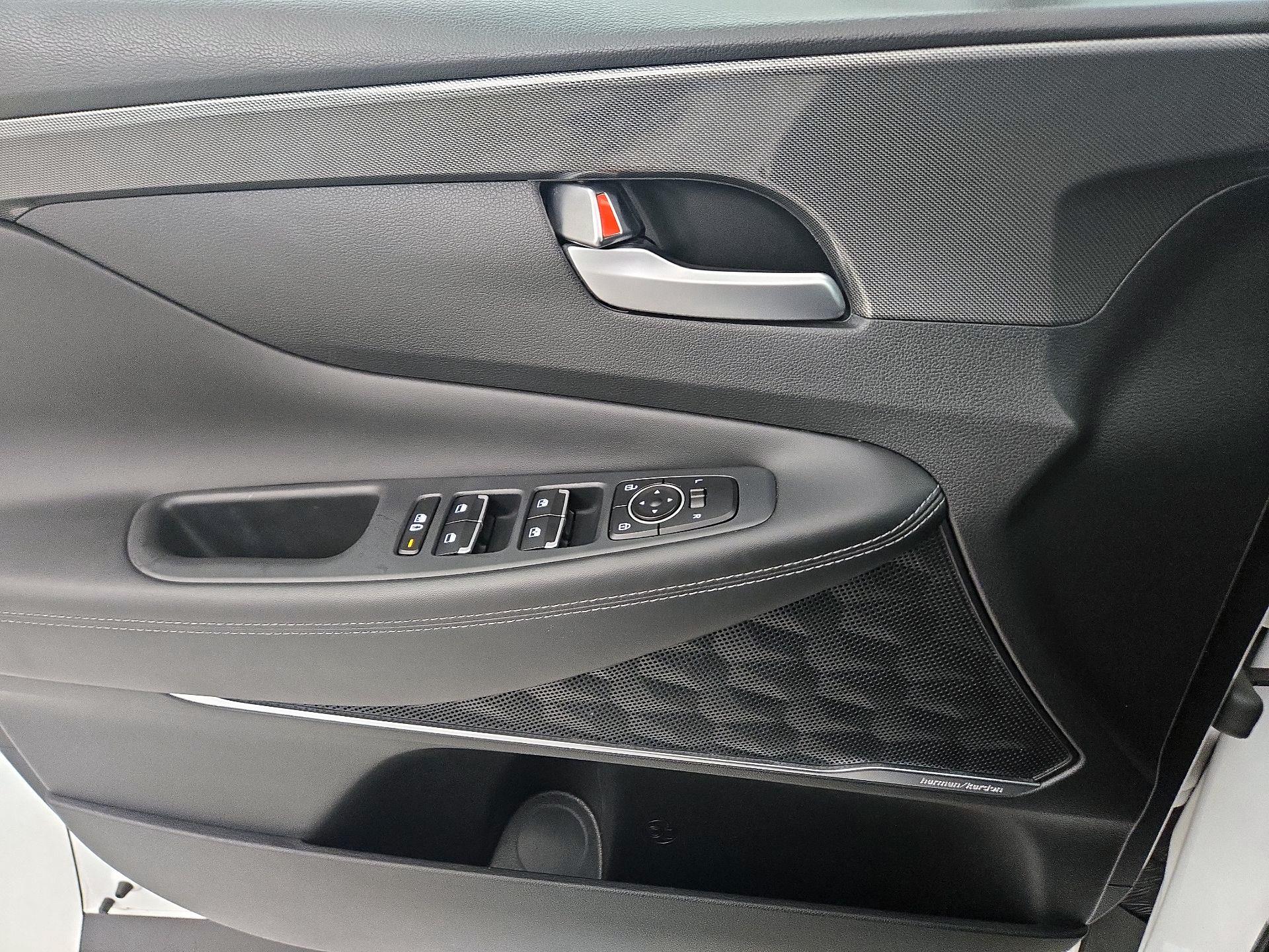 Thumbnail: 2023 Hyundai Santa Fe - 12