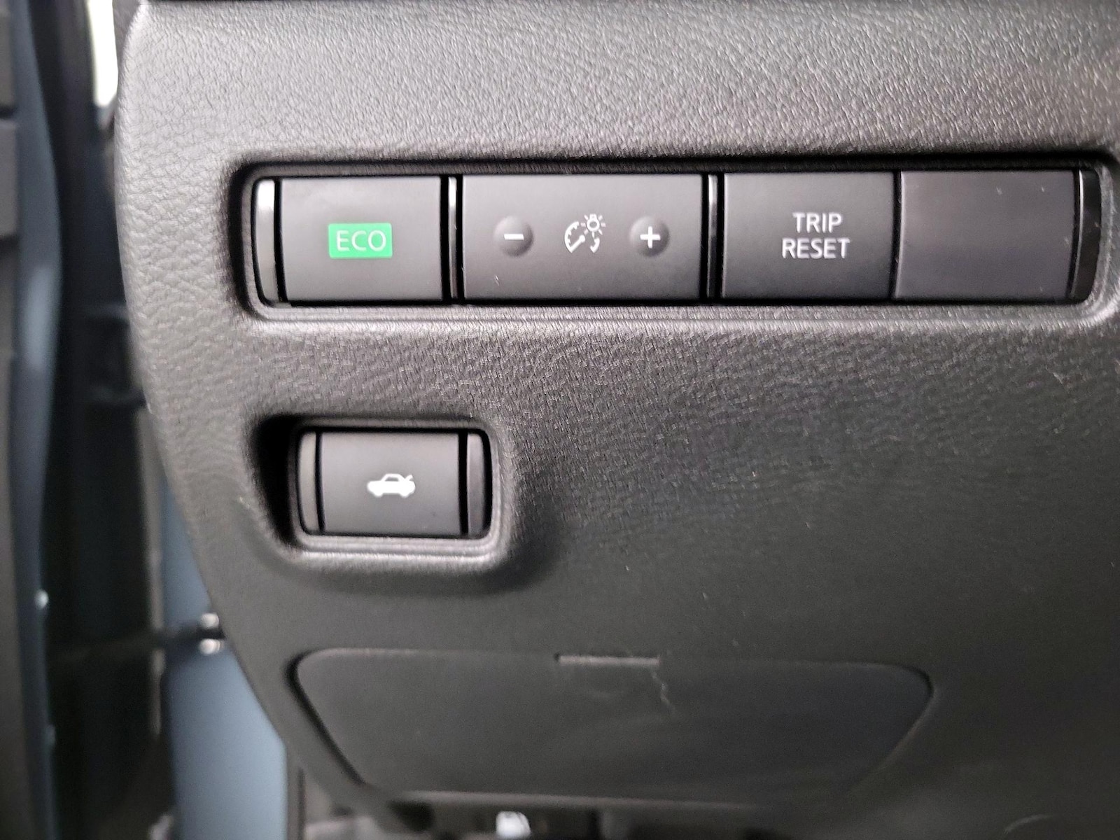 2024 Nissan Sentra SR - Photo 12