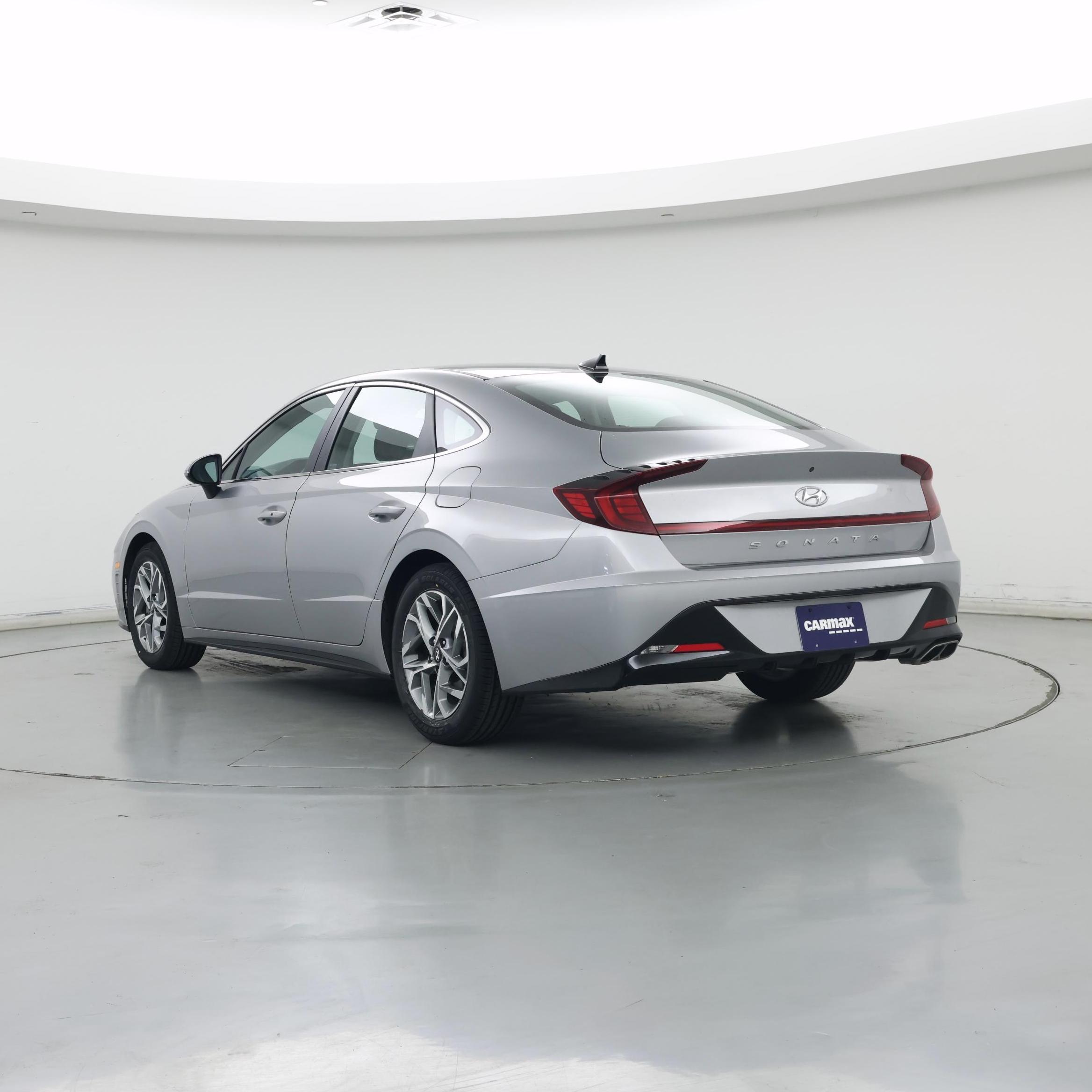 Thumbnail: 2023 Hyundai Sonata - 2