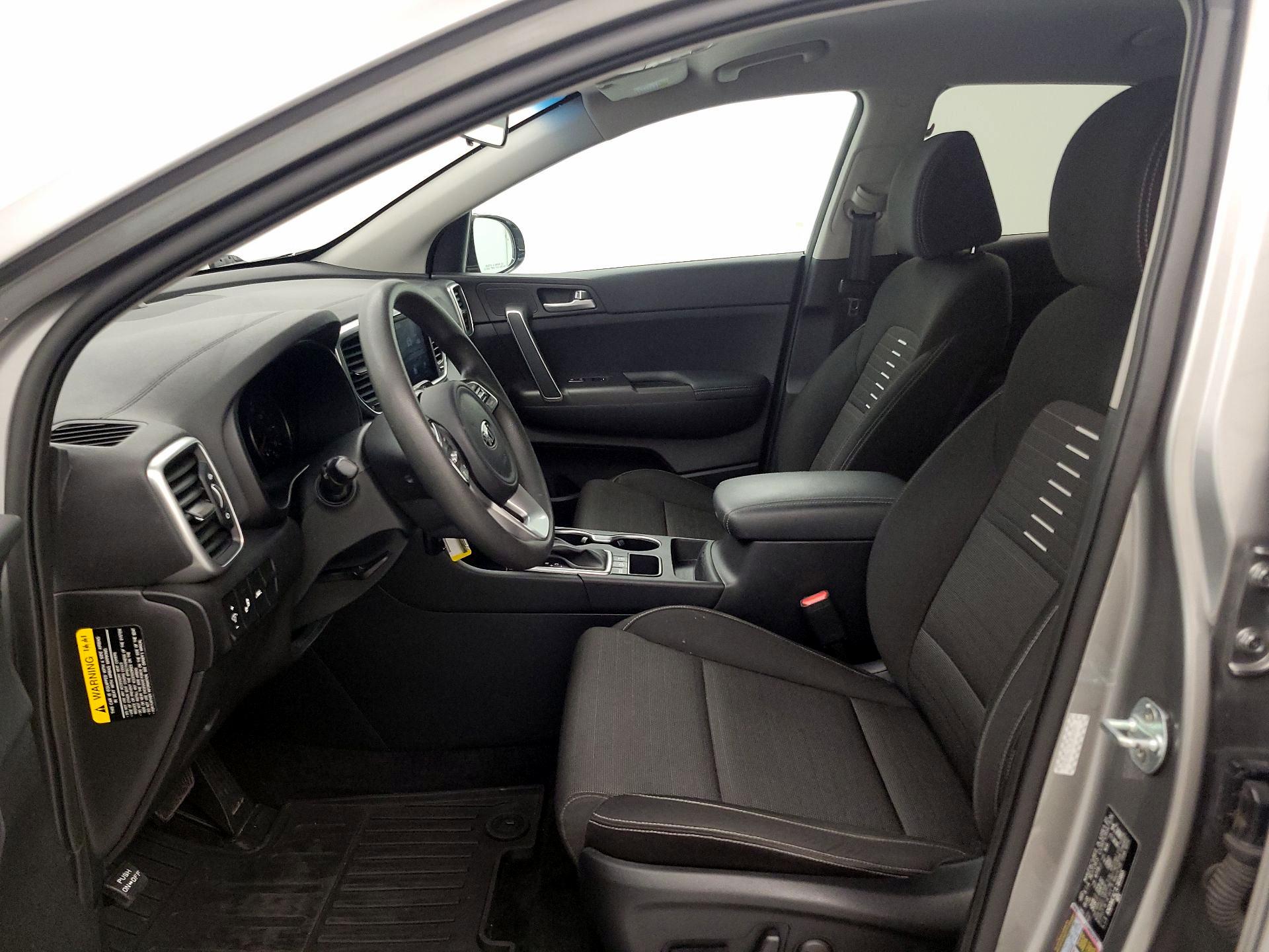 Thumbnail: 2020 Kia Sportage - 11