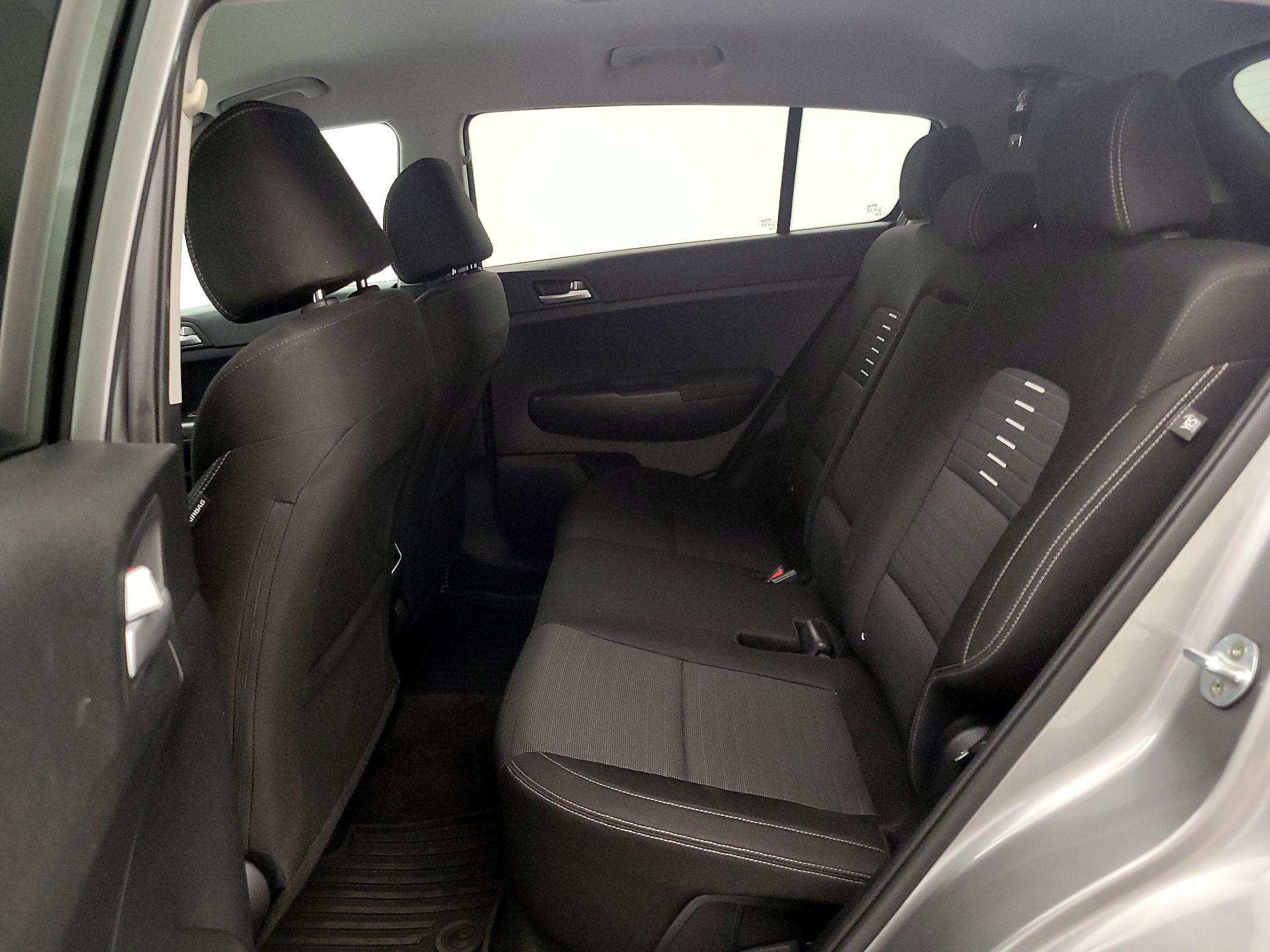 Thumbnail: 2020 Kia Sportage - 19