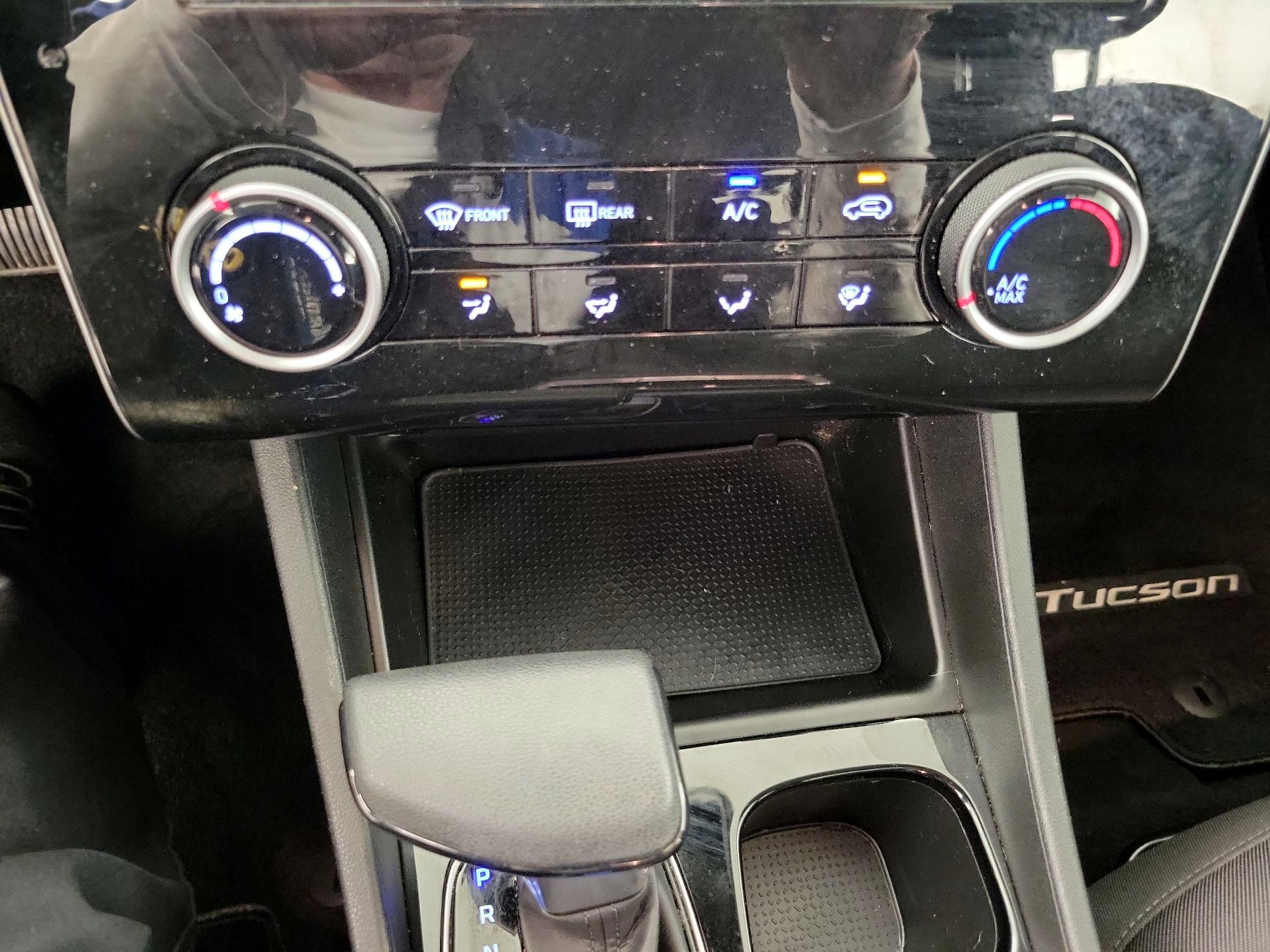 Thumbnail: 2023 Hyundai Tucson - 16