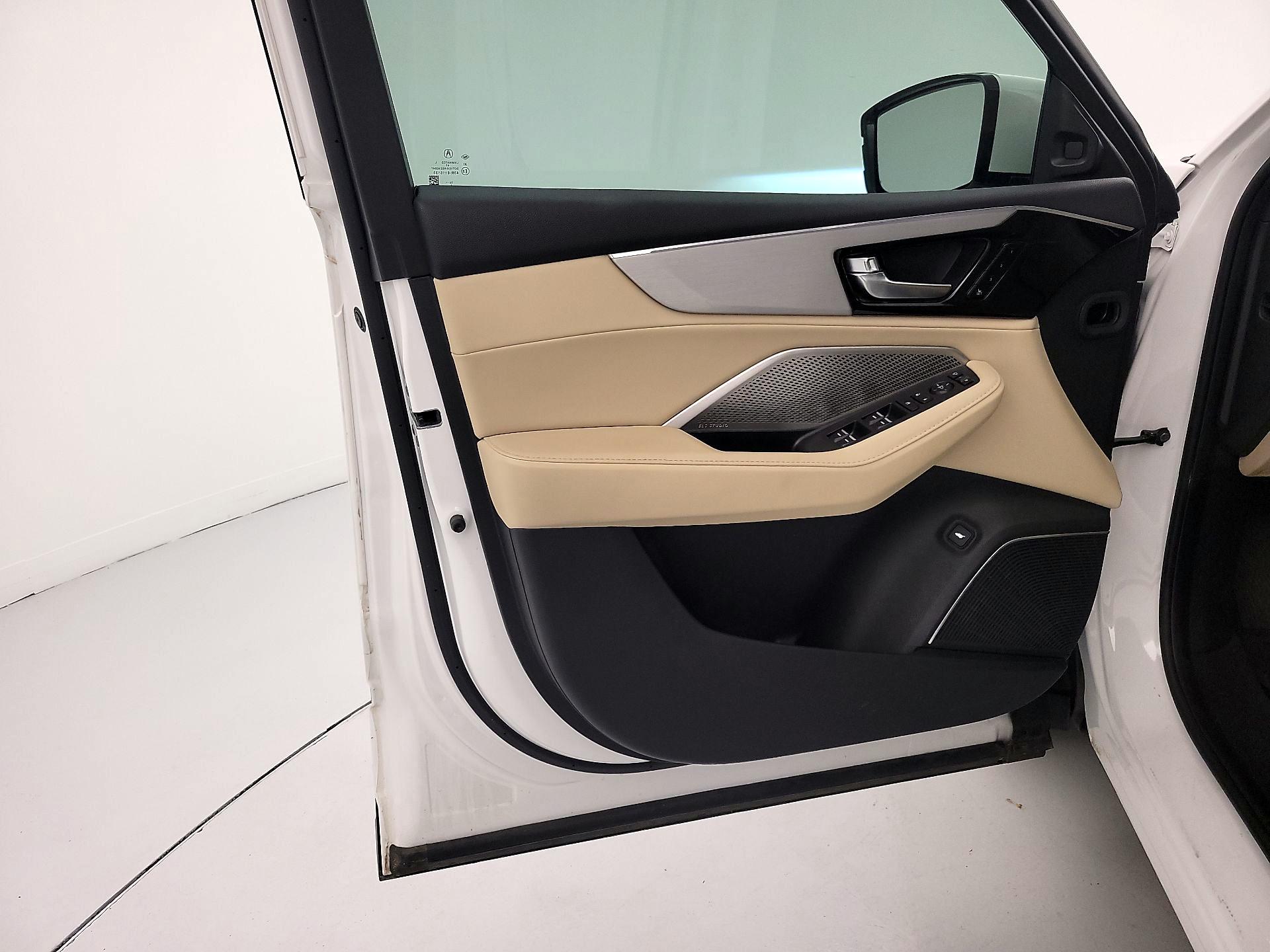 Thumbnail: 2023 Acura MDX - 12