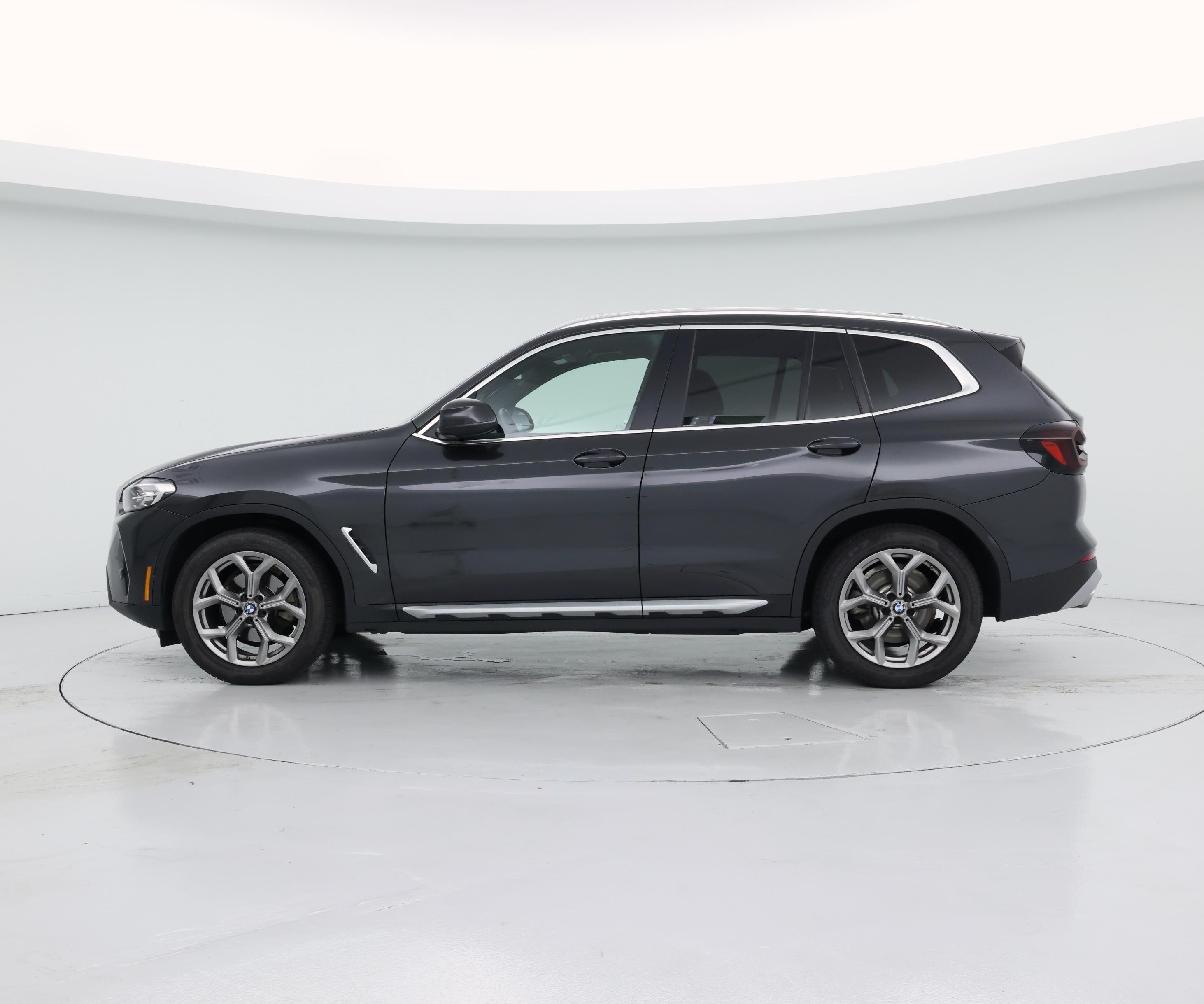 Thumbnail: 2022 BMW X3 - 3