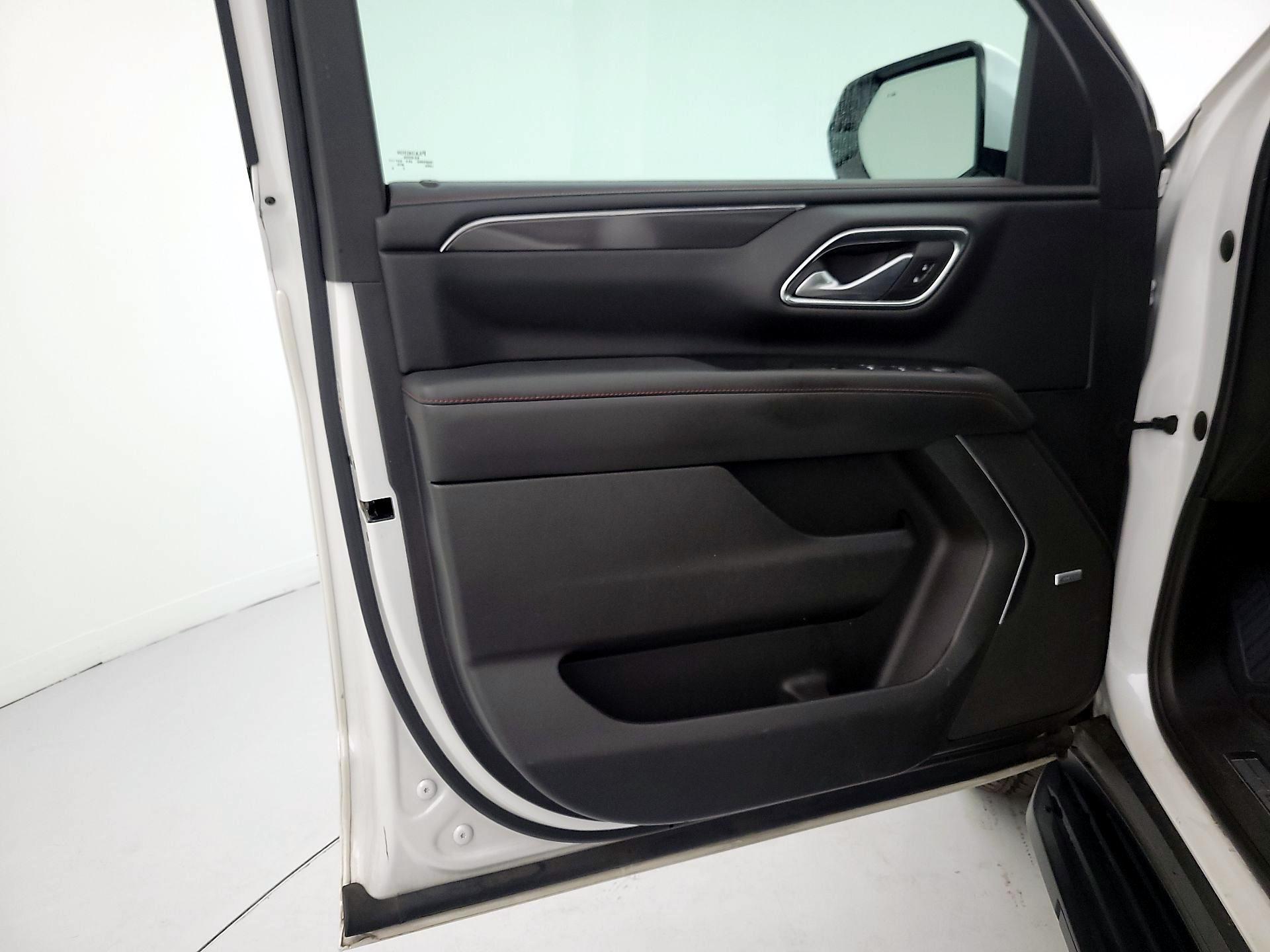 Thumbnail: 2022 Chevrolet Suburban - 12