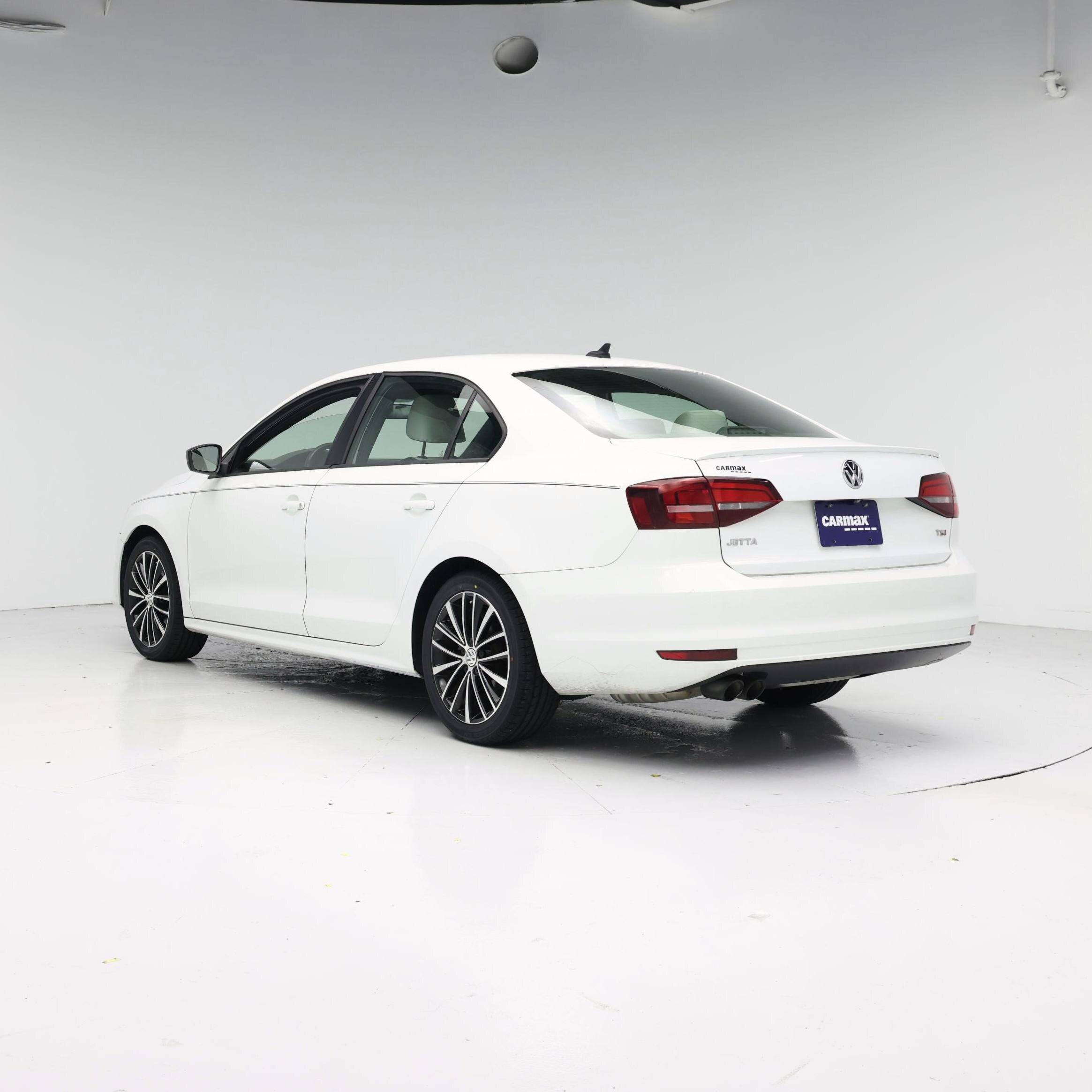 Thumbnail: 2017 Volkswagen Jetta - 2