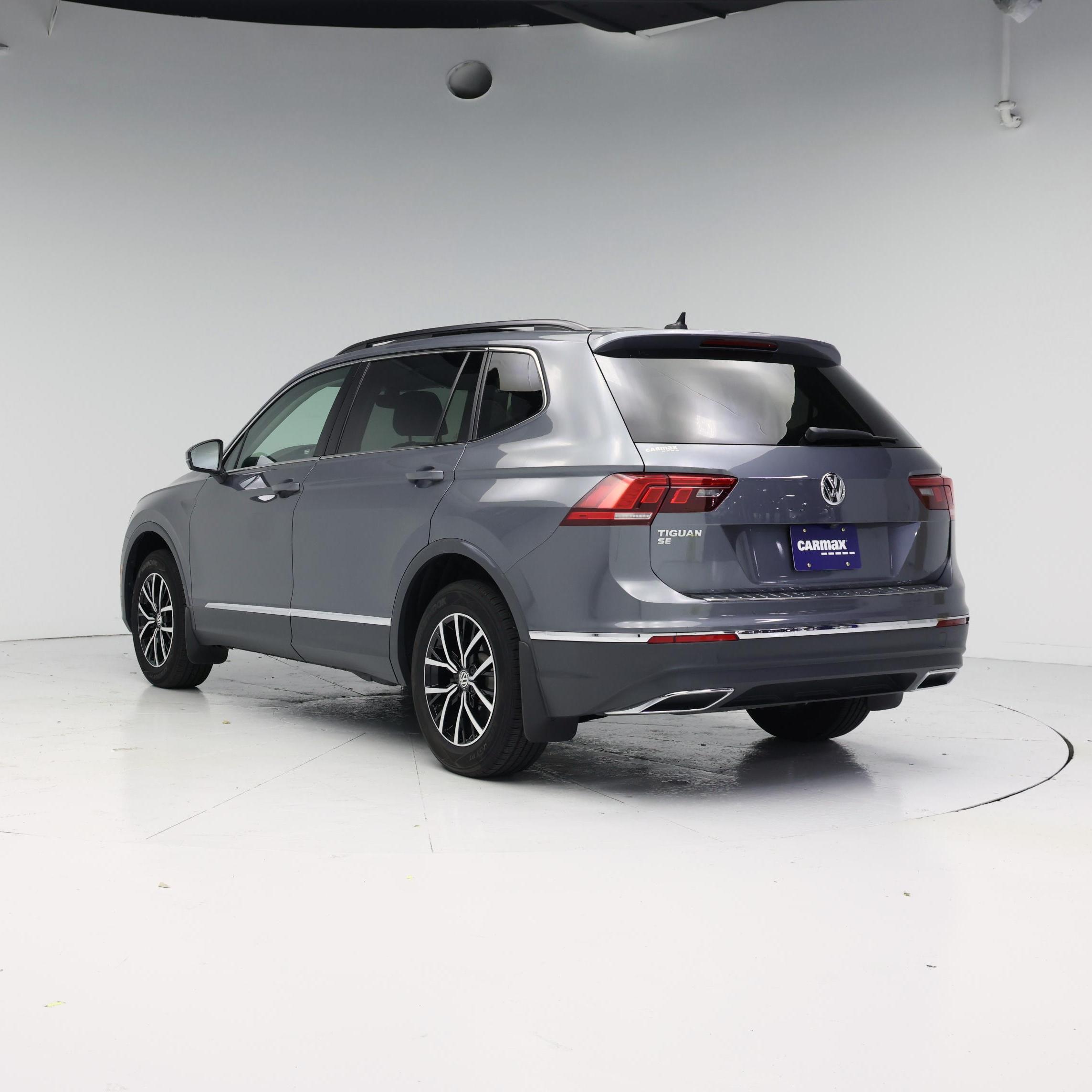 Thumbnail: 2021 Volkswagen Tiguan - 2
