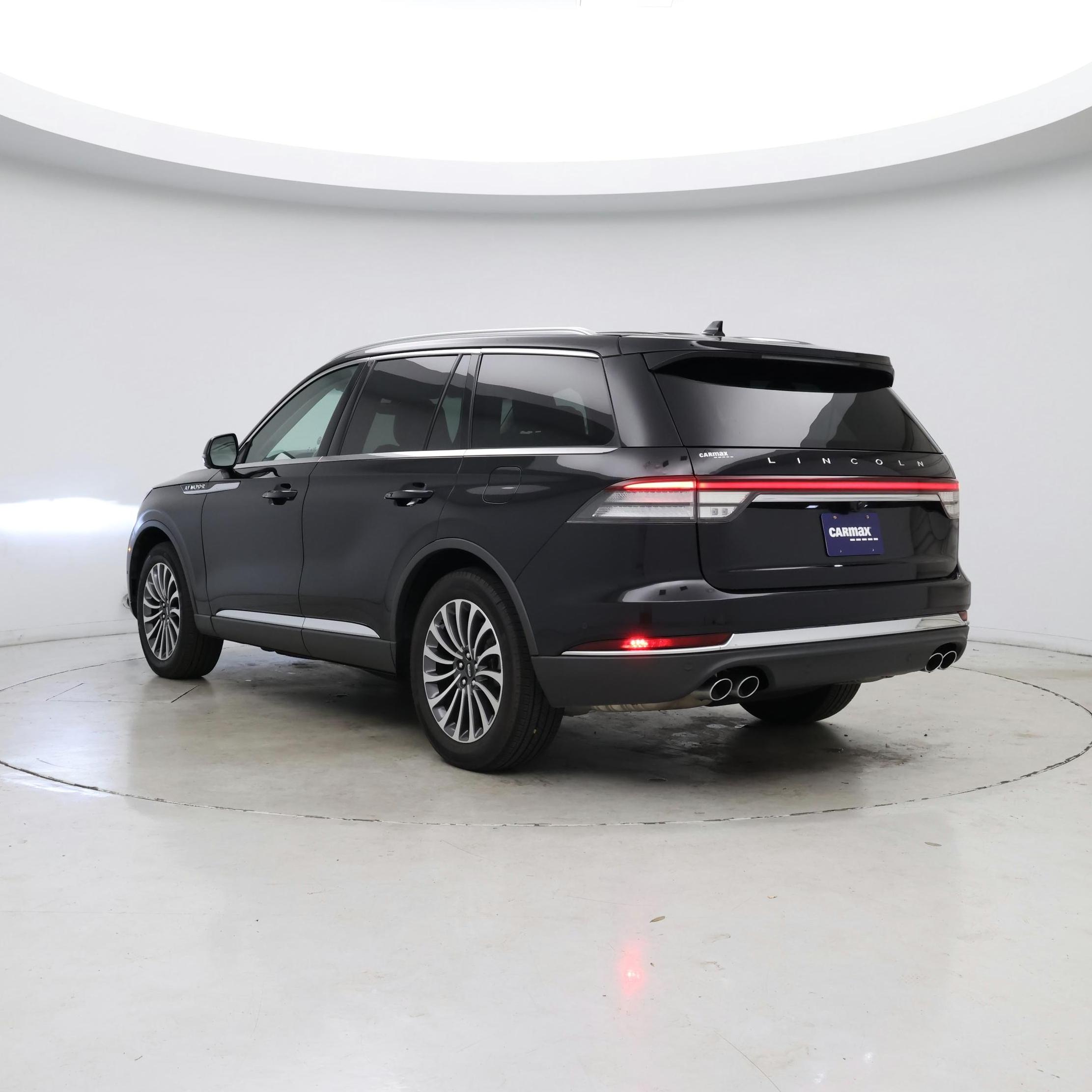 Thumbnail: 2020 Lincoln Aviator - 2