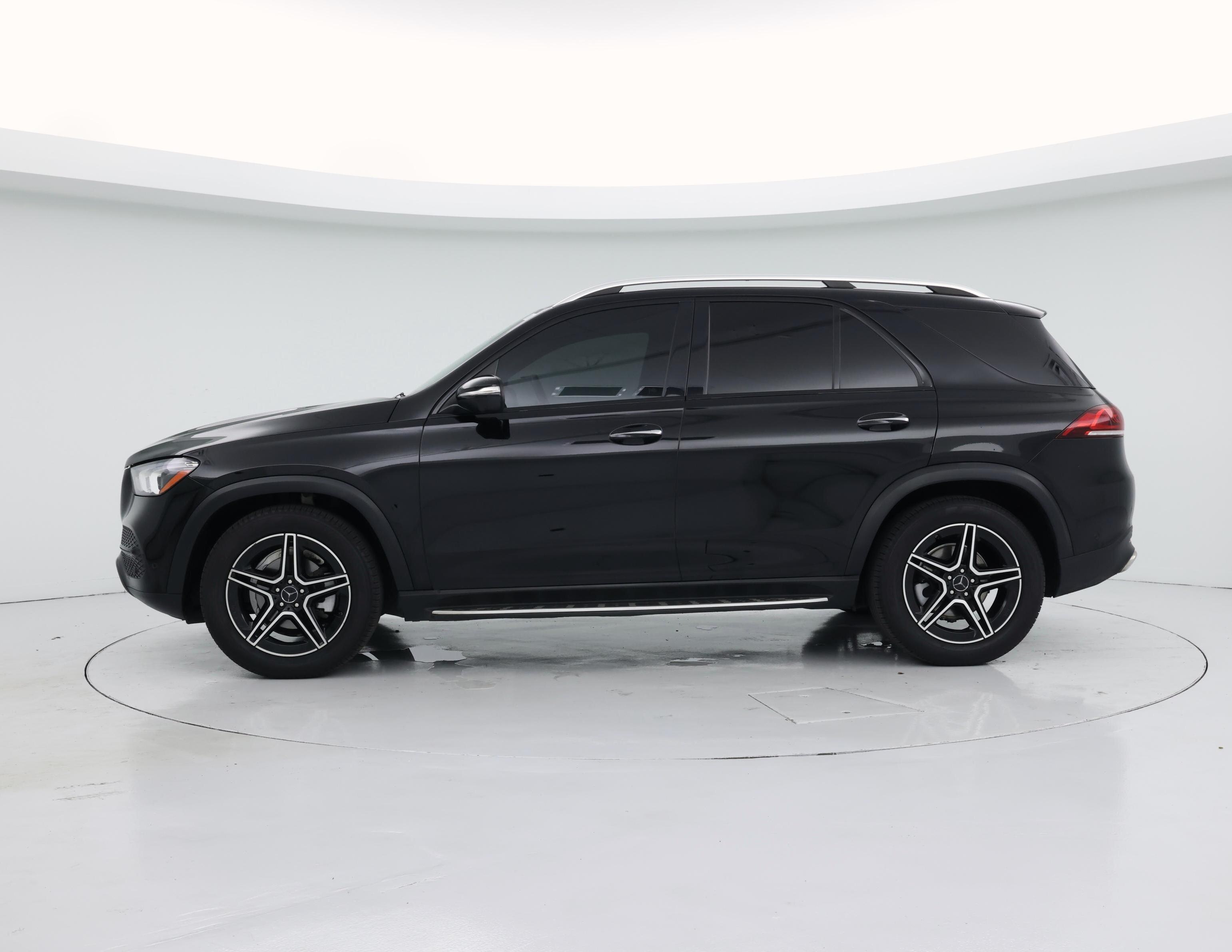 Thumbnail: 2021 Mercedes-Benz GLE - 3