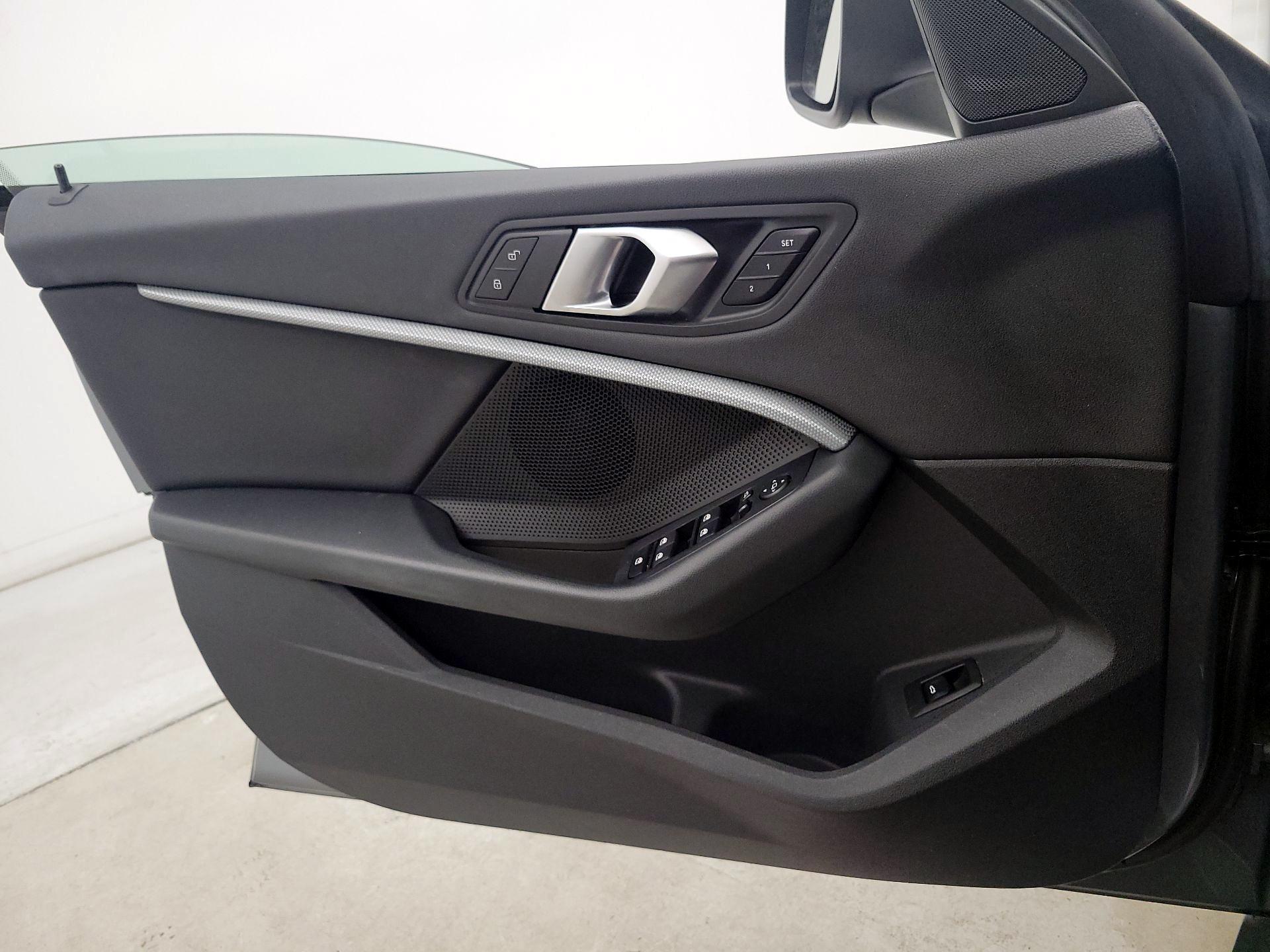Thumbnail: 2024 BMW 2 Series - 12