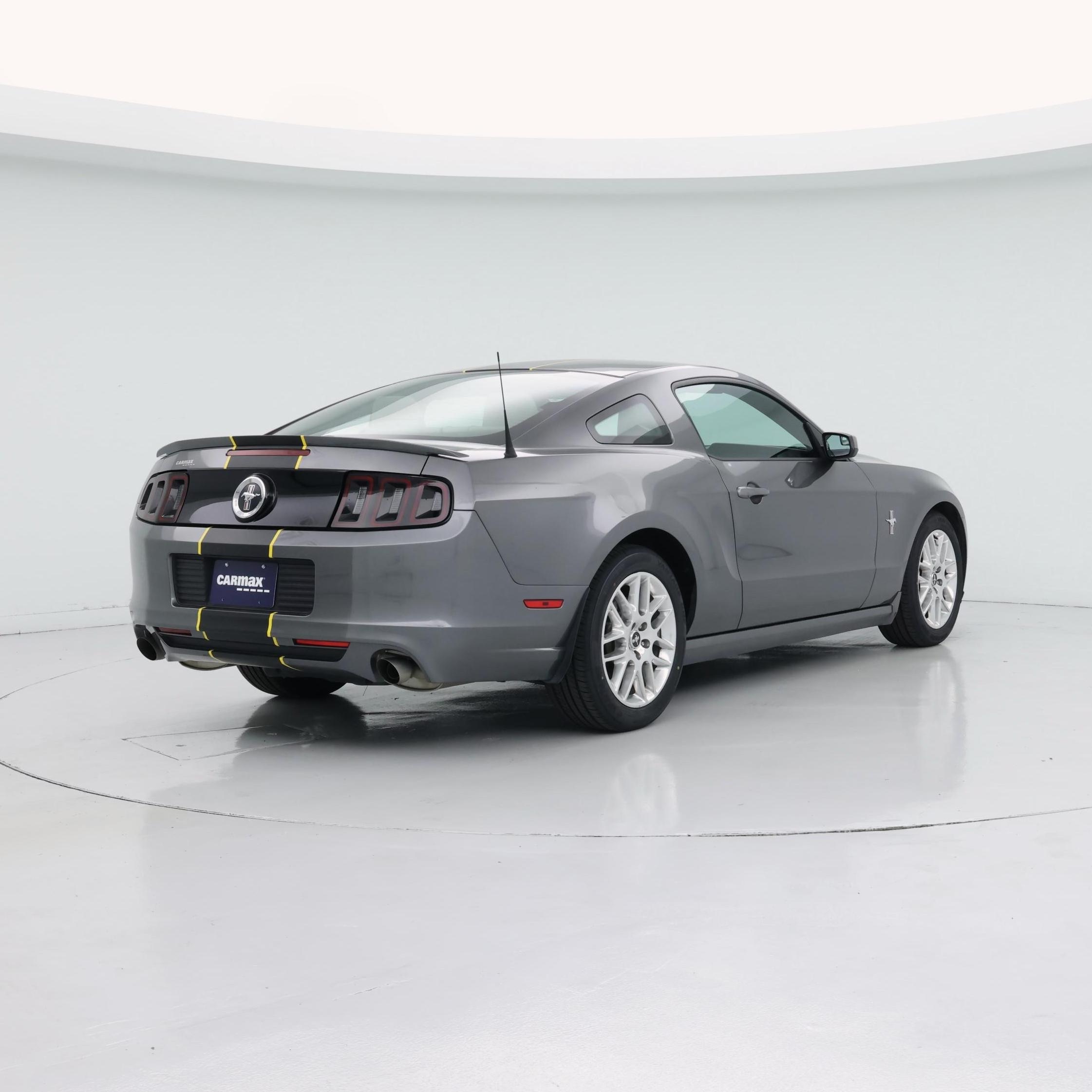 Thumbnail: 2014 Ford Mustang - 8