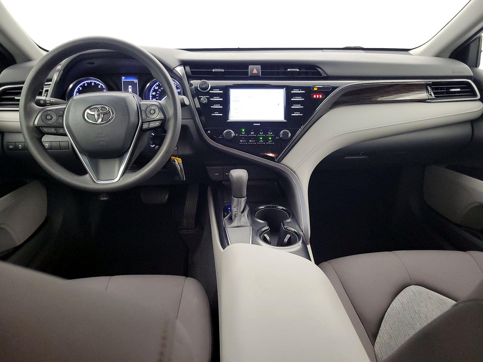 Thumbnail: 2020 Toyota Camry - 9