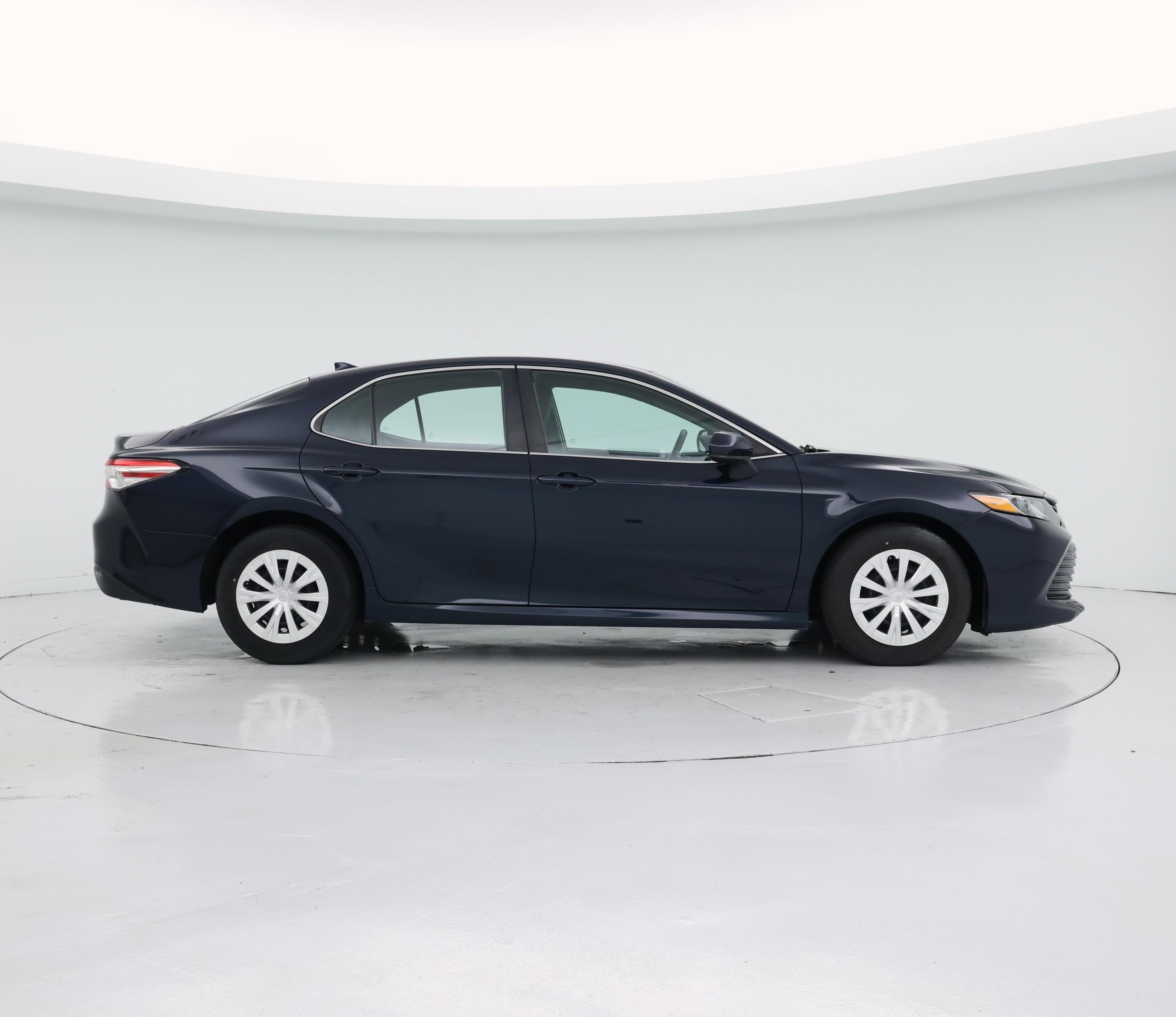 Thumbnail: 2020 Toyota Camry - 7